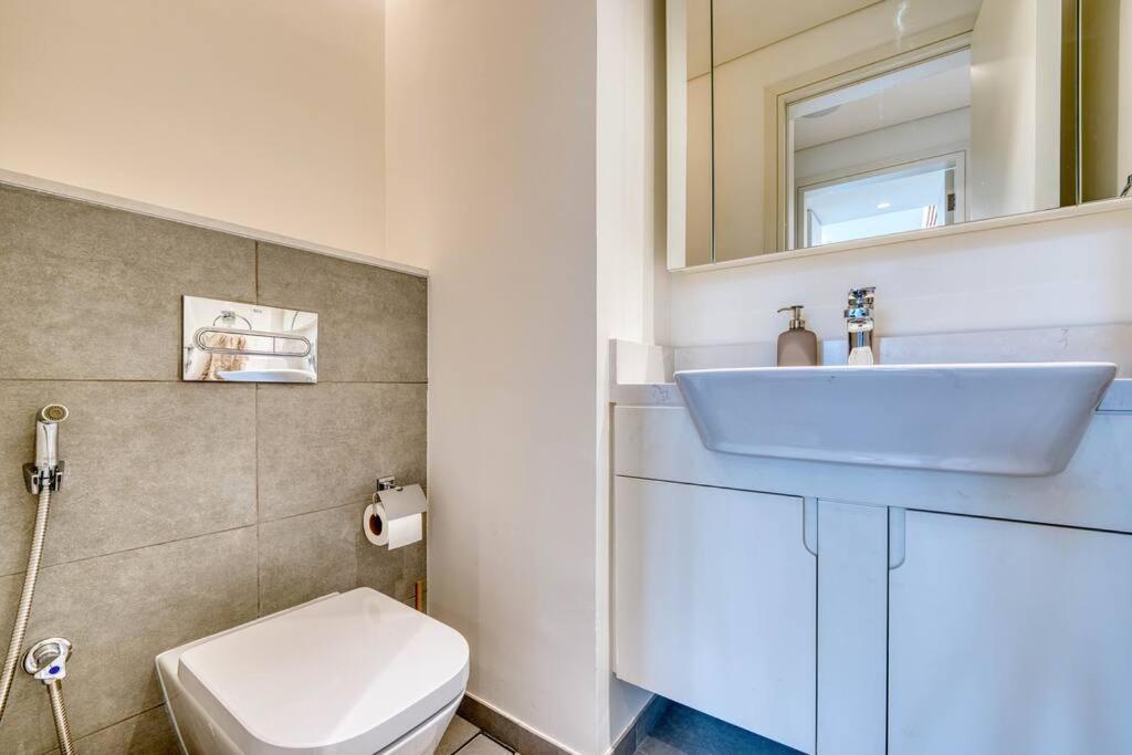 Classic - Ahad Large 1br For 4