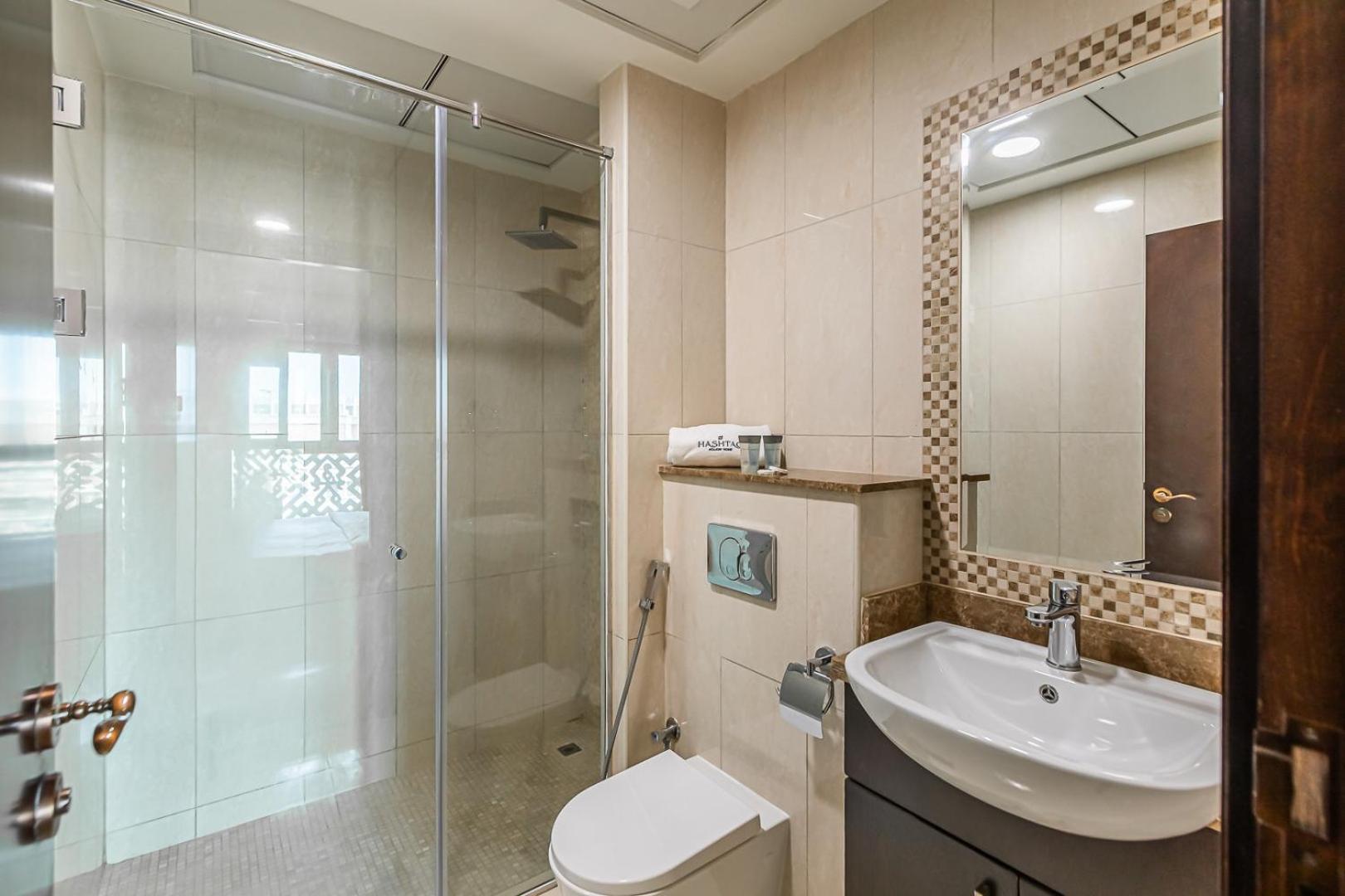 Balqis I Renovated 3bdr With 1 Maid I Palm Jumeirah Apartment *