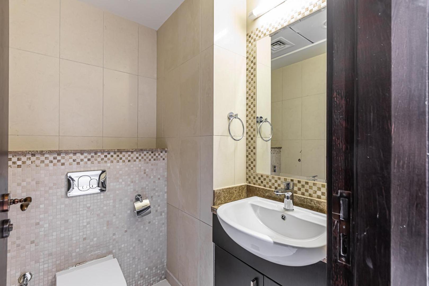 Balqis I Renovated 3bdr With 1 Maid I Palm Jumeirah * Dubai