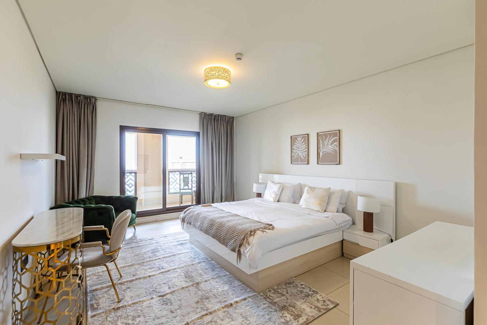 Balqis I Renovated 3bdr With 1 Maid I Palm Jumeirah Dubai