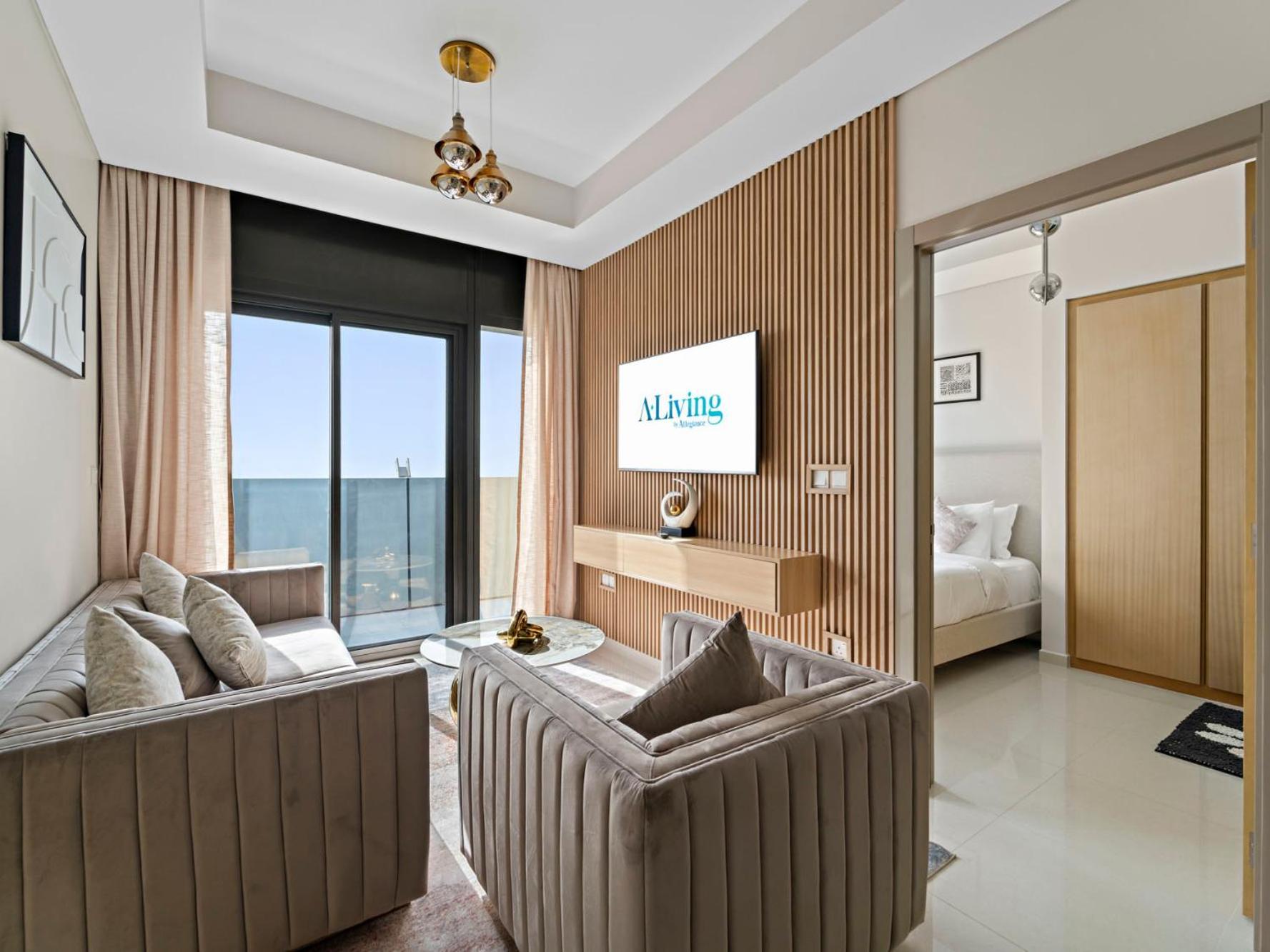 Bright & Modern 2br With Balcony In Aykon * Dubai