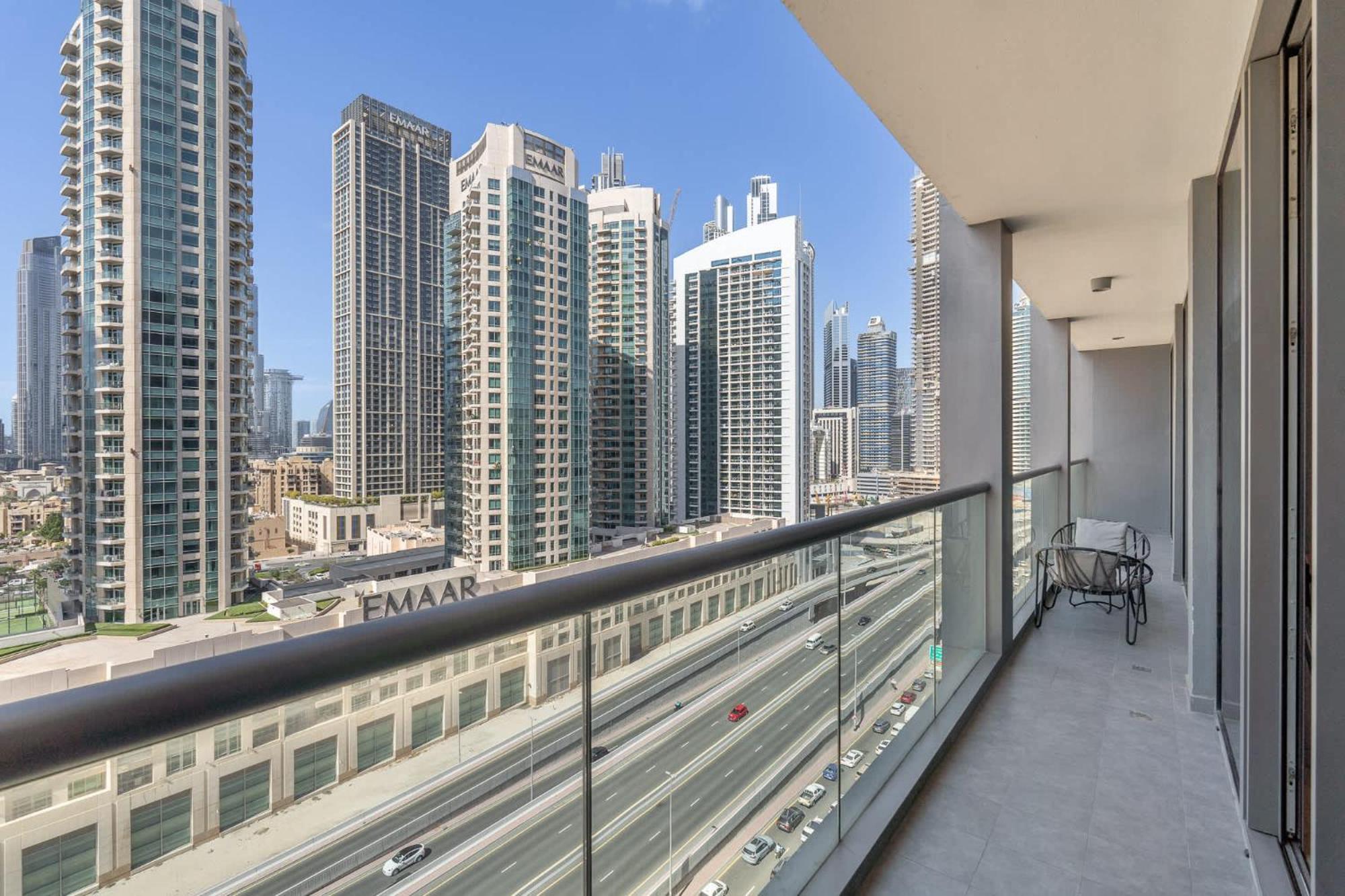 Apartment 3 Bedroom In Sterling West With Full Burj Khalifa Views Dubai