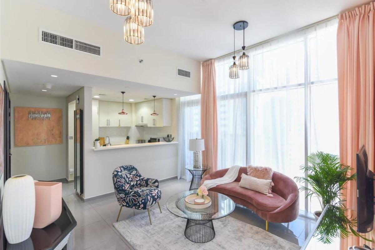 Luxury - Prime Business Bay Location, 7 Min To Mall Apartment