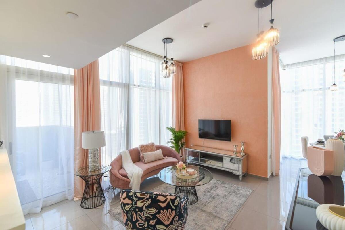 Luxury - Prime Business Bay Location, 7 Min To Mall *
