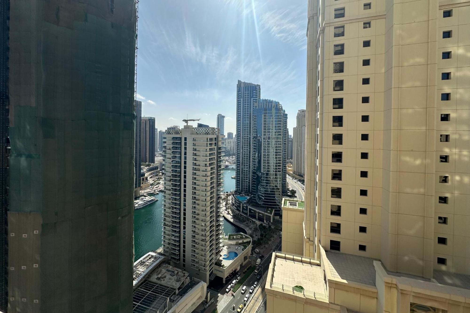 Apartment 2br With Private Terrace, Panoramic Marina View Dubai