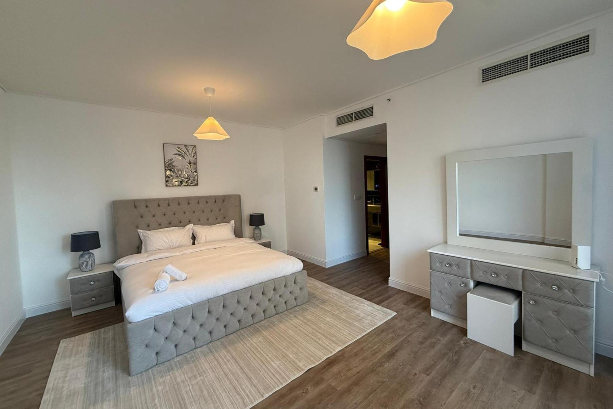 2br With Private Terrace, Panoramic Marina View *