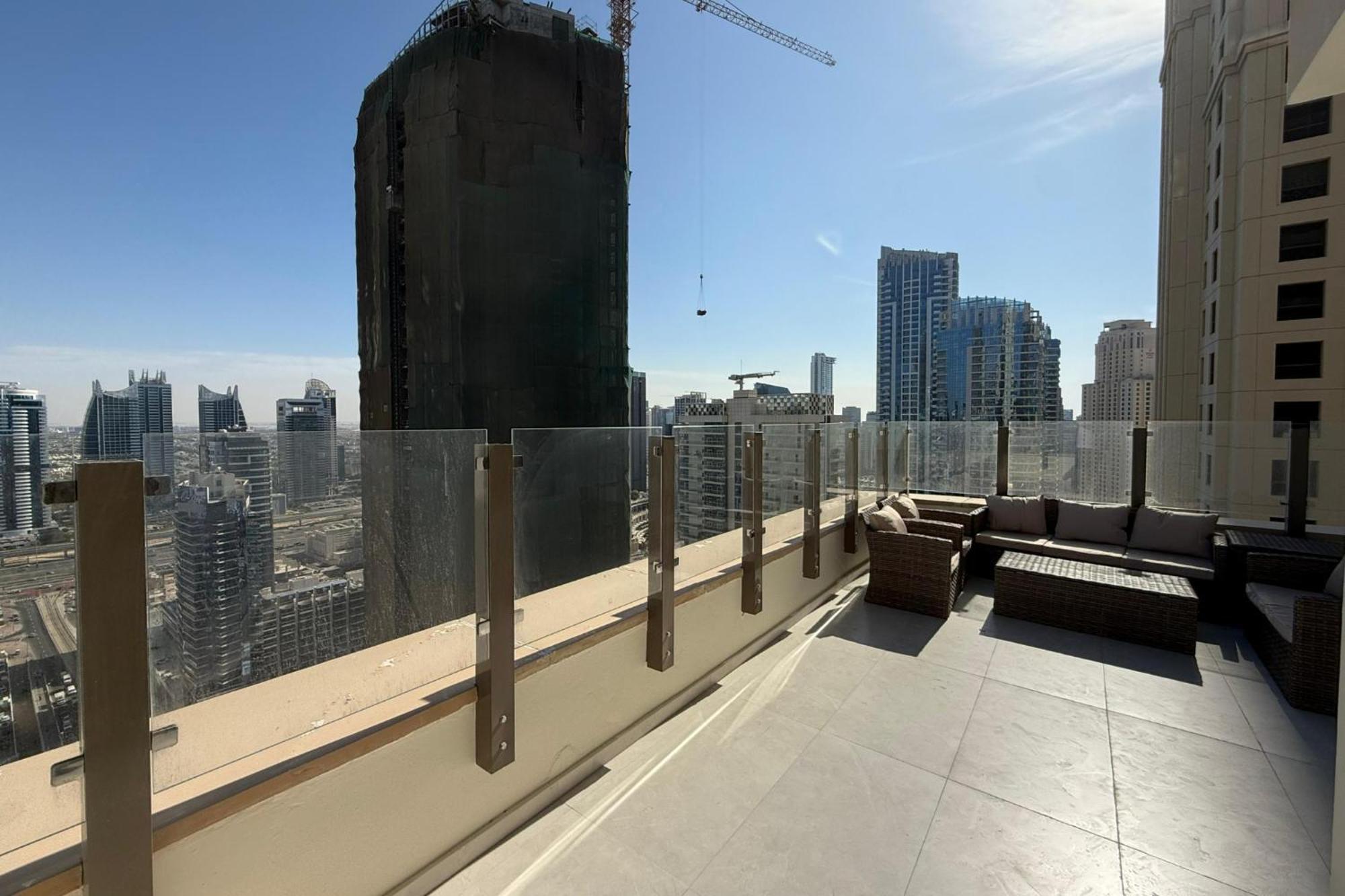 Apartment 2br With Private Terrace, Panoramic Marina View