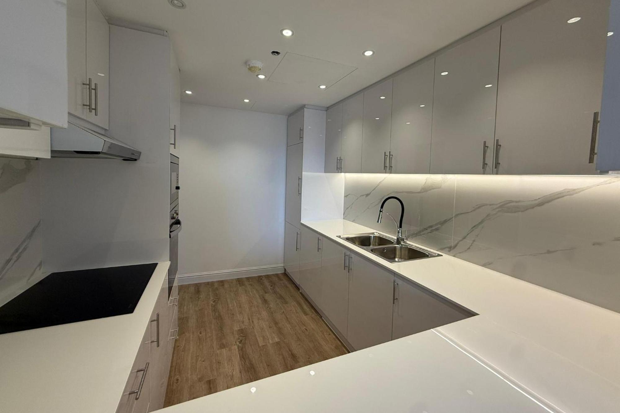 Apartment 2br With Private Terrace, Panoramic Marina View *