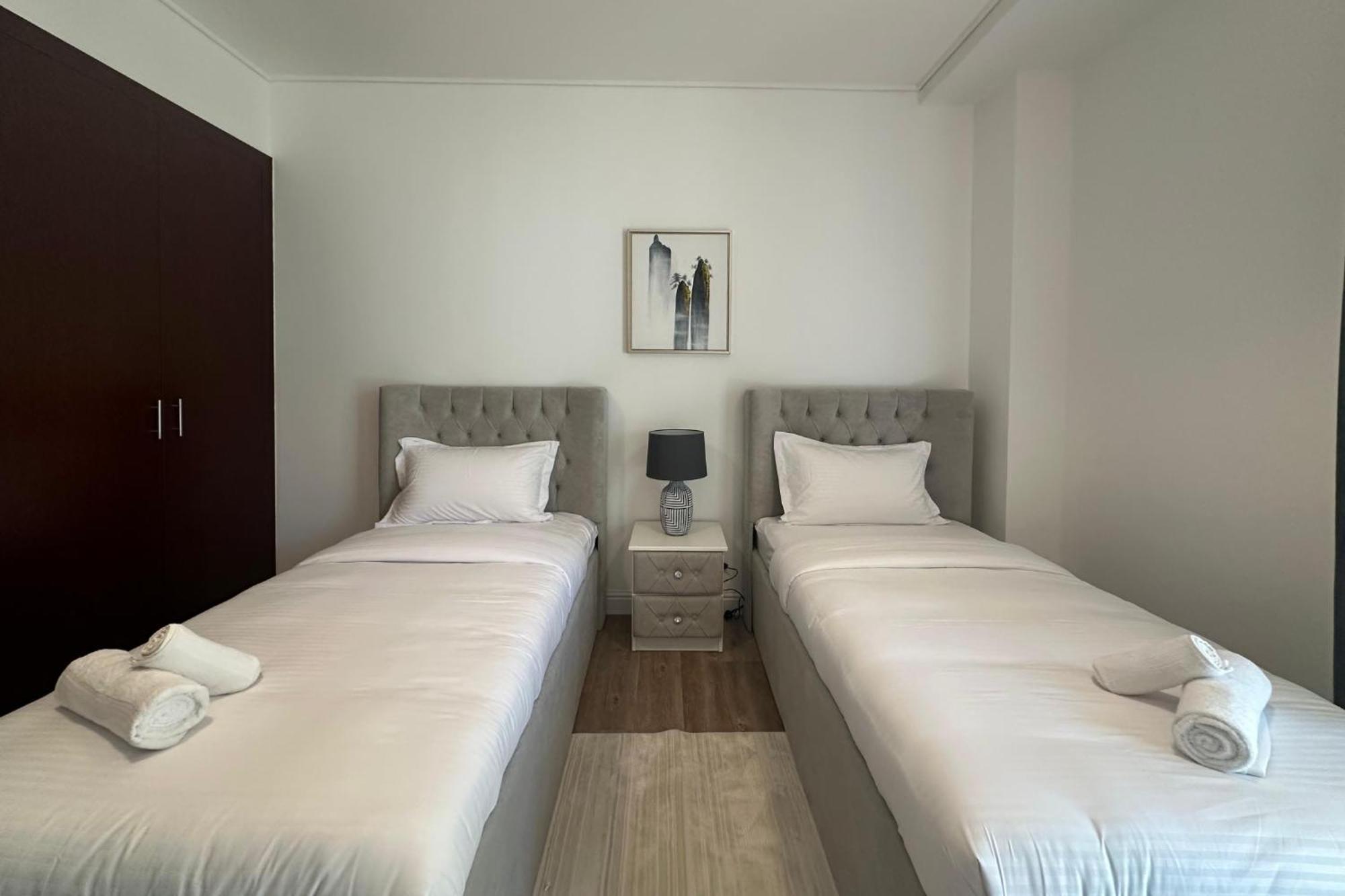 2br With Private Terrace, Panoramic Marina View