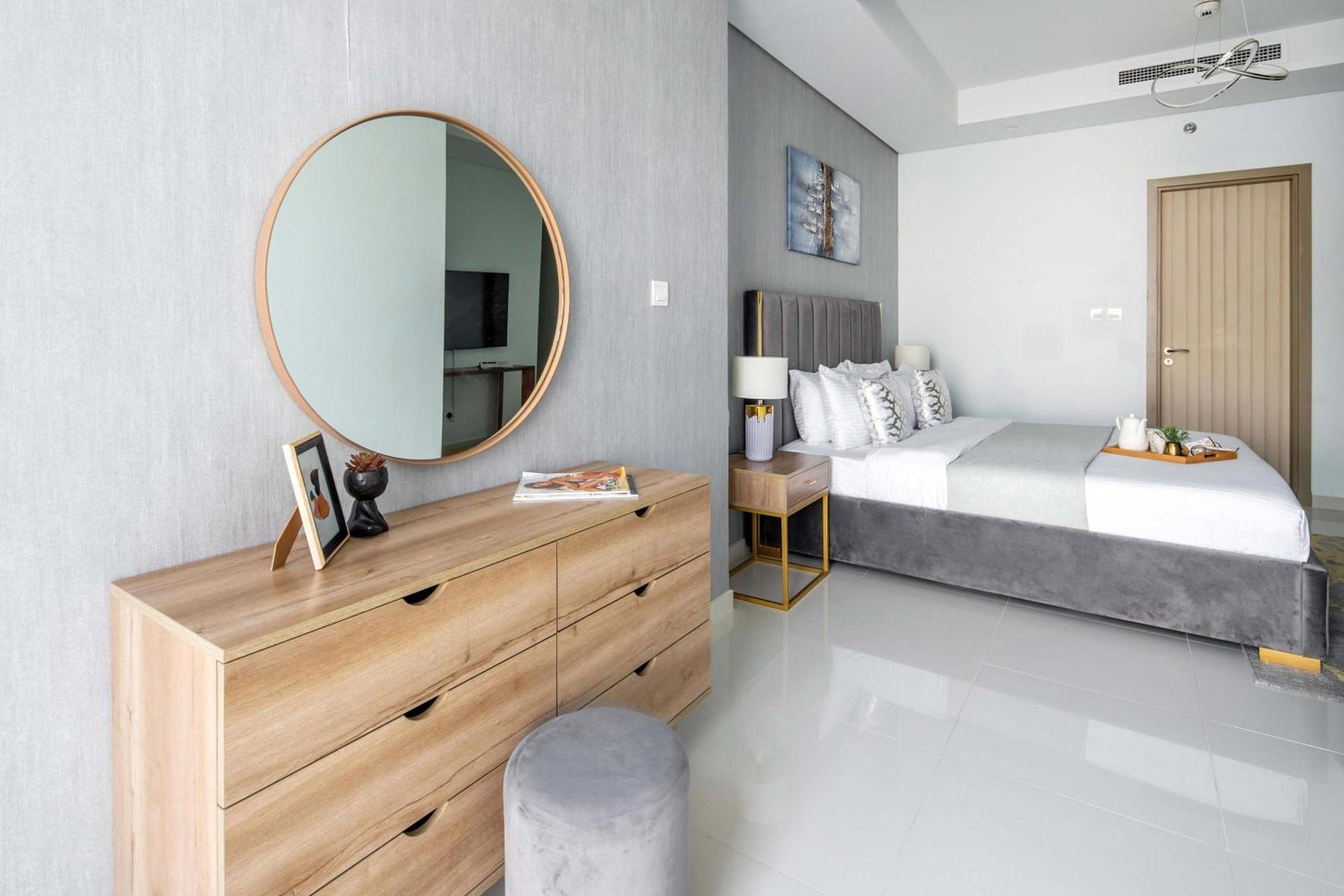 Apartment Frank Porter - Paramount Midtown Dubai