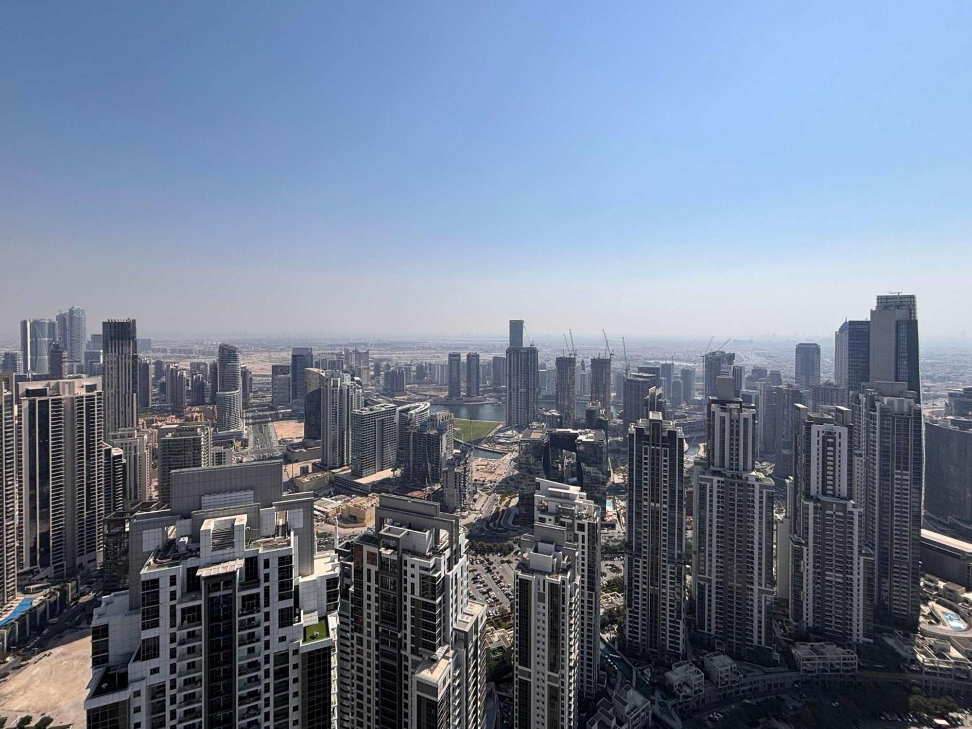 Frank Porter - Paramount Midtown * Dubai