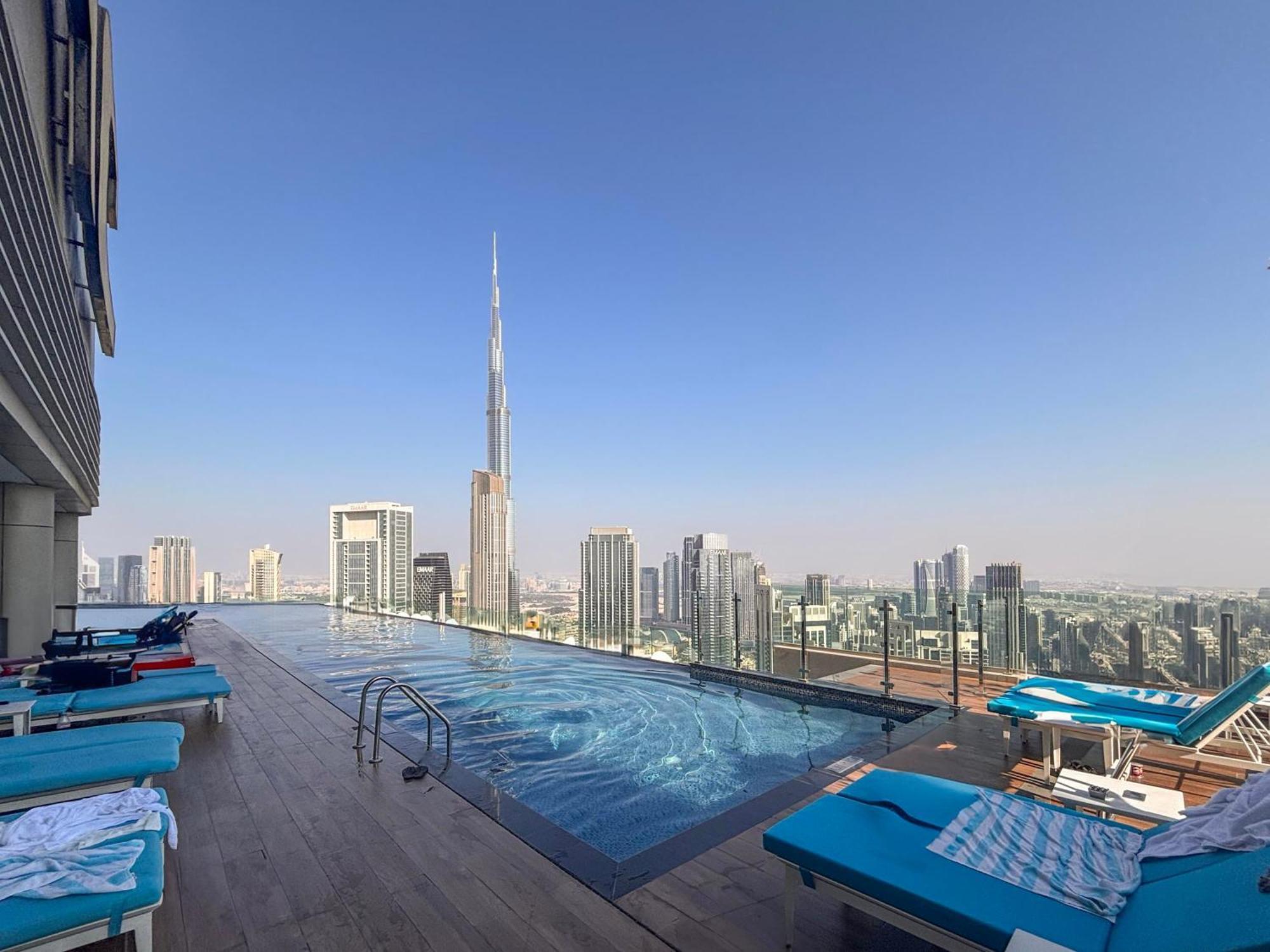 Frank Porter - Paramount Midtown * Dubai