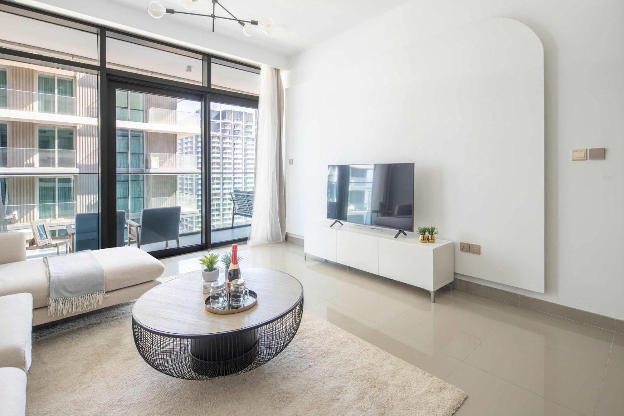 Frank Porter - Vista Tower 2 * Dubai