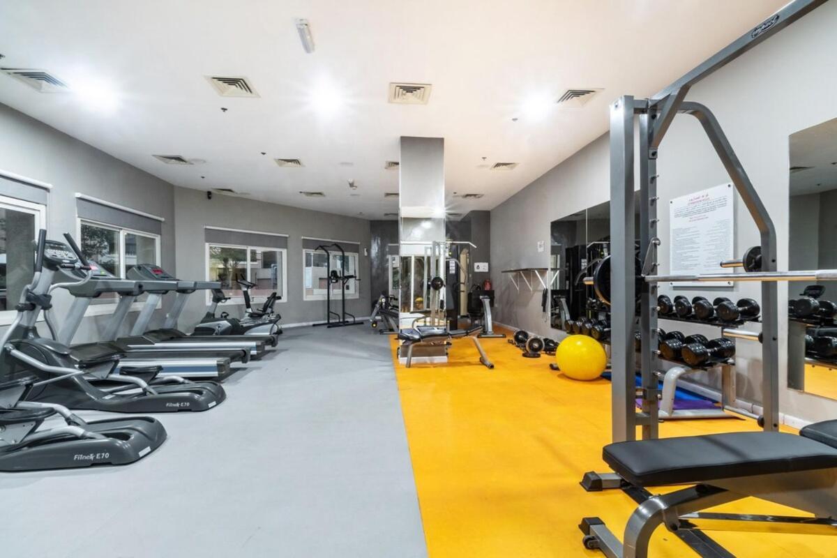 Spacious 1-br Opposite Mall With Huge Pool & Gym Apartment