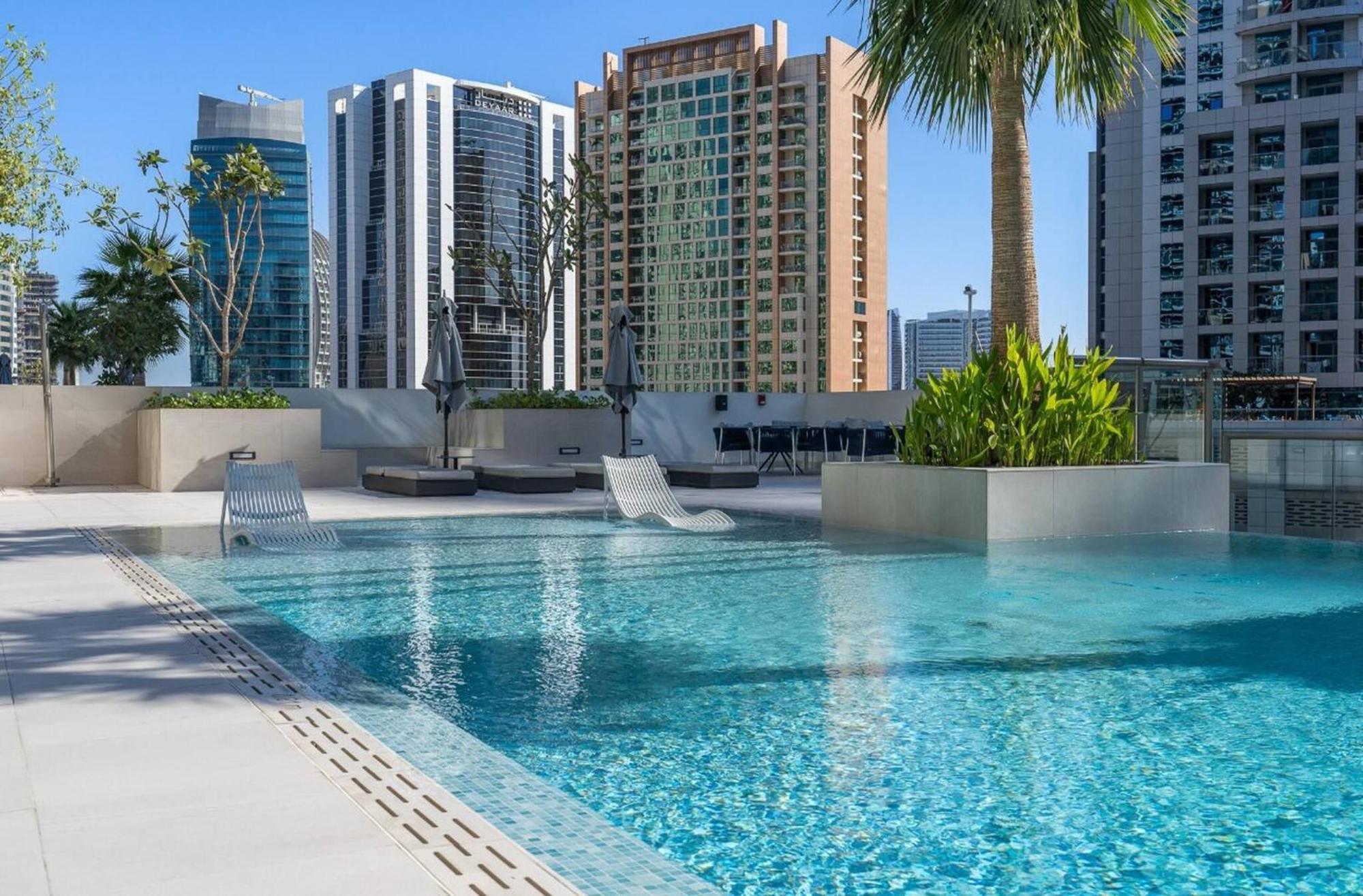 Apartment Gorgeous In Downtown Dubai