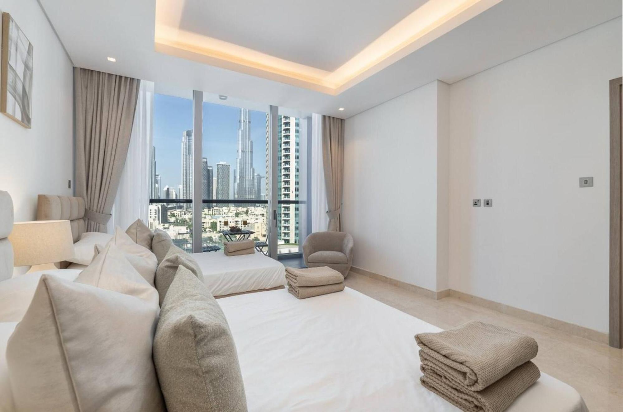 Gorgeous In Downtown Apartment