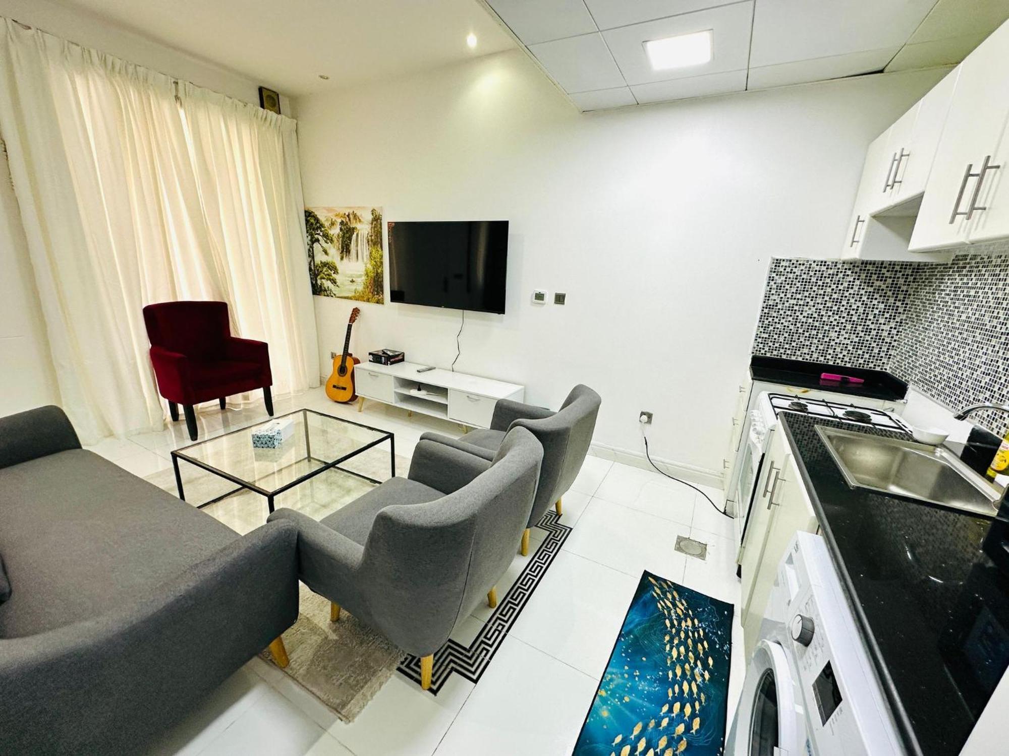 Villa Family-friendly Play Area Pool Dubai