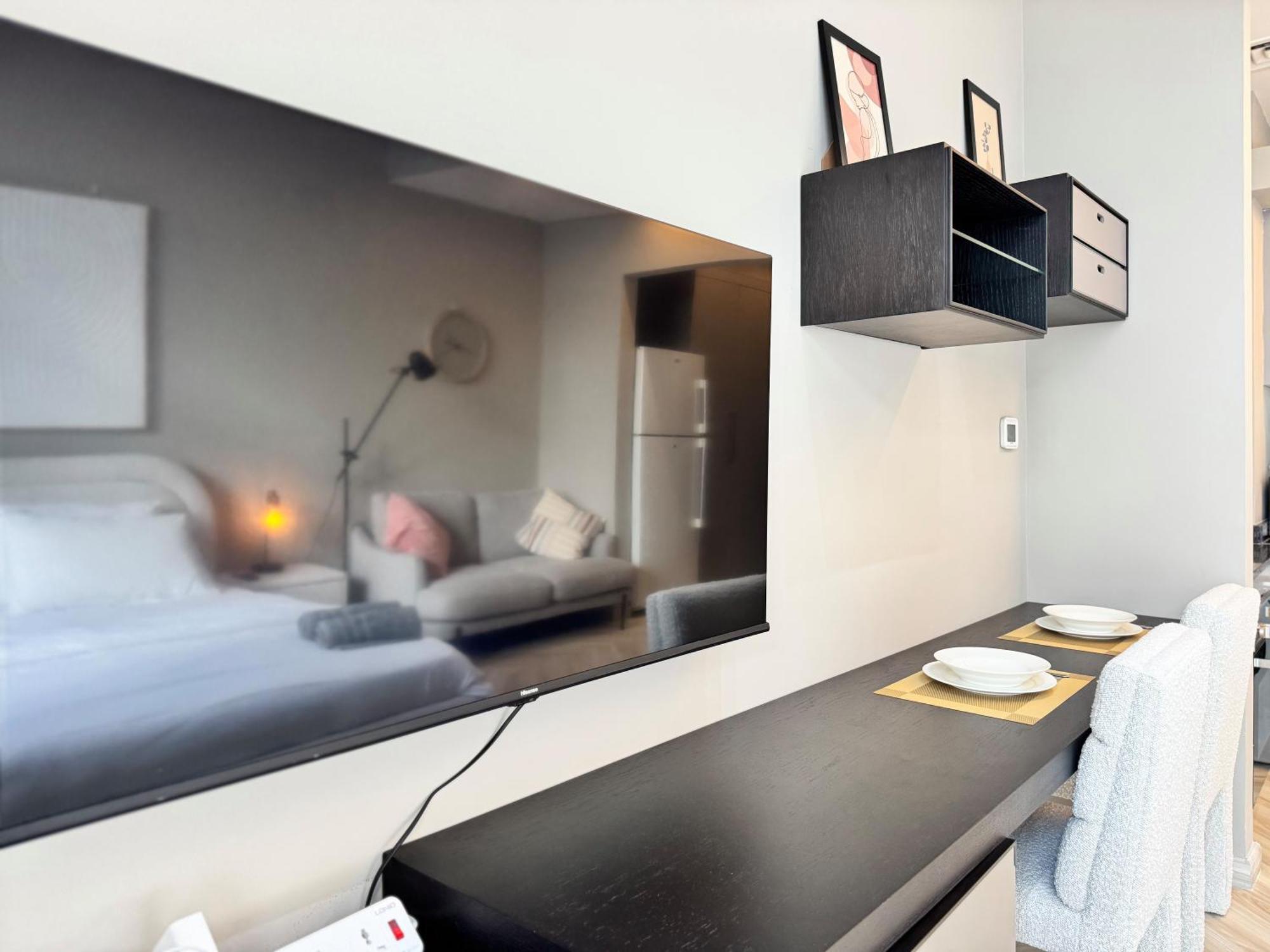 Warm And Elegant In Apartment Dubai