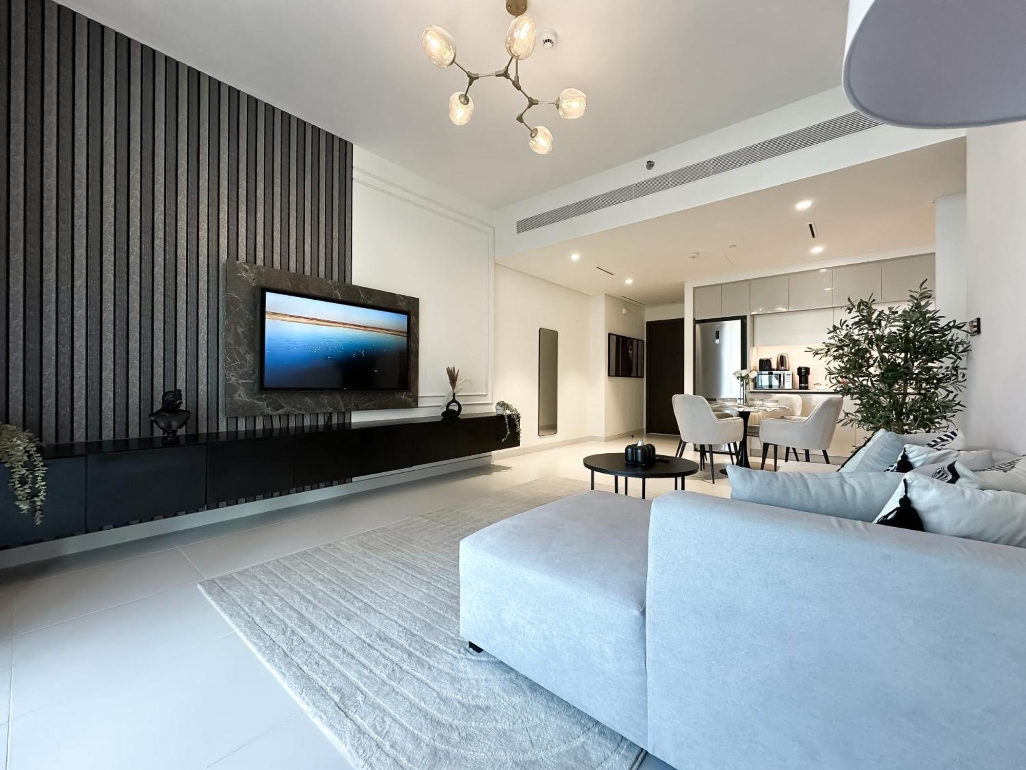 Trophy - Majestic Mingle Marina Apartment