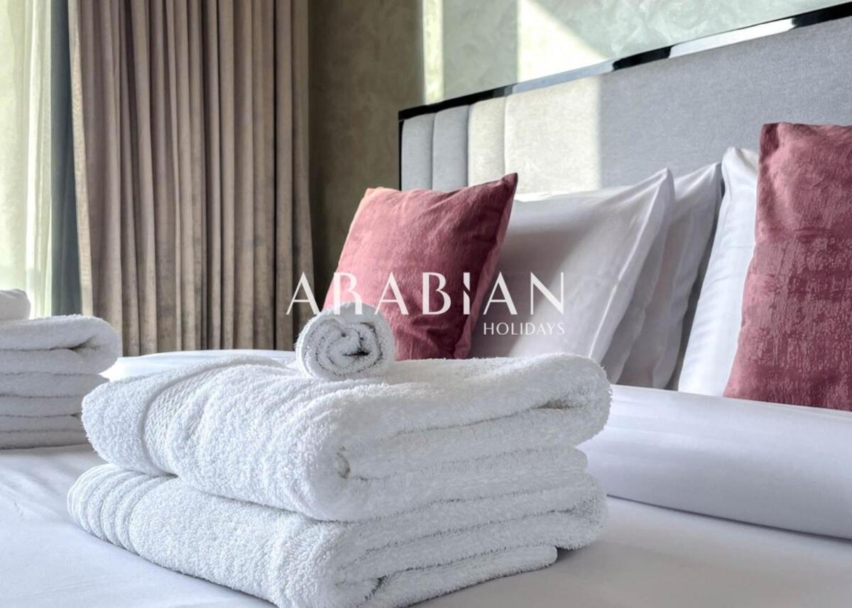 Exquisite 2br At 1 Jbr With Sea View Dubai
