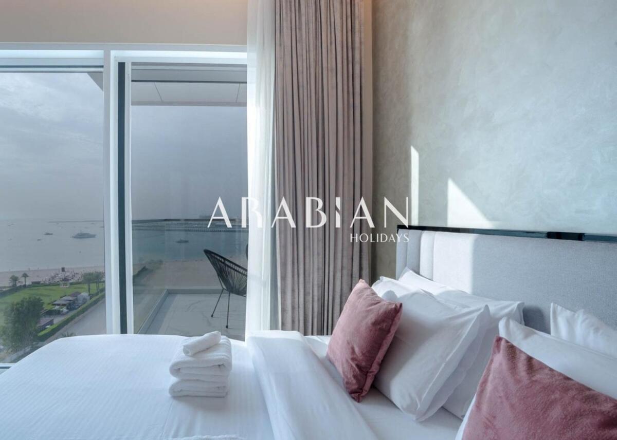 Exquisite 2br At 1 Jbr With Sea View * Dubai
