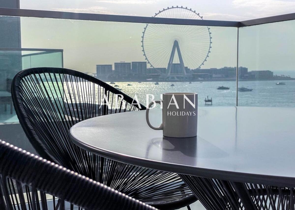 Exquisite 2br At 1 Jbr With Sea View Apartment