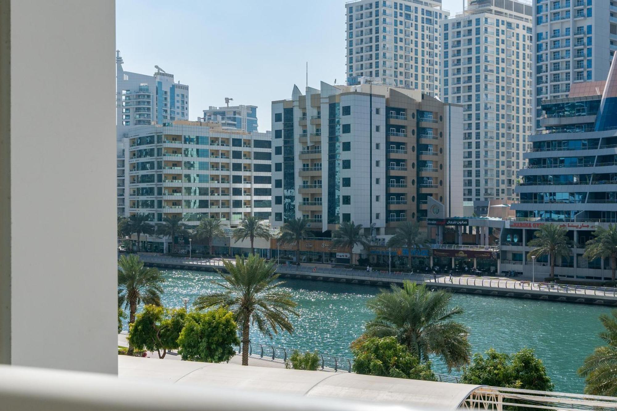 Stylish 1-bedroom With Stunning Marina Views At Dorra Bay Dubai