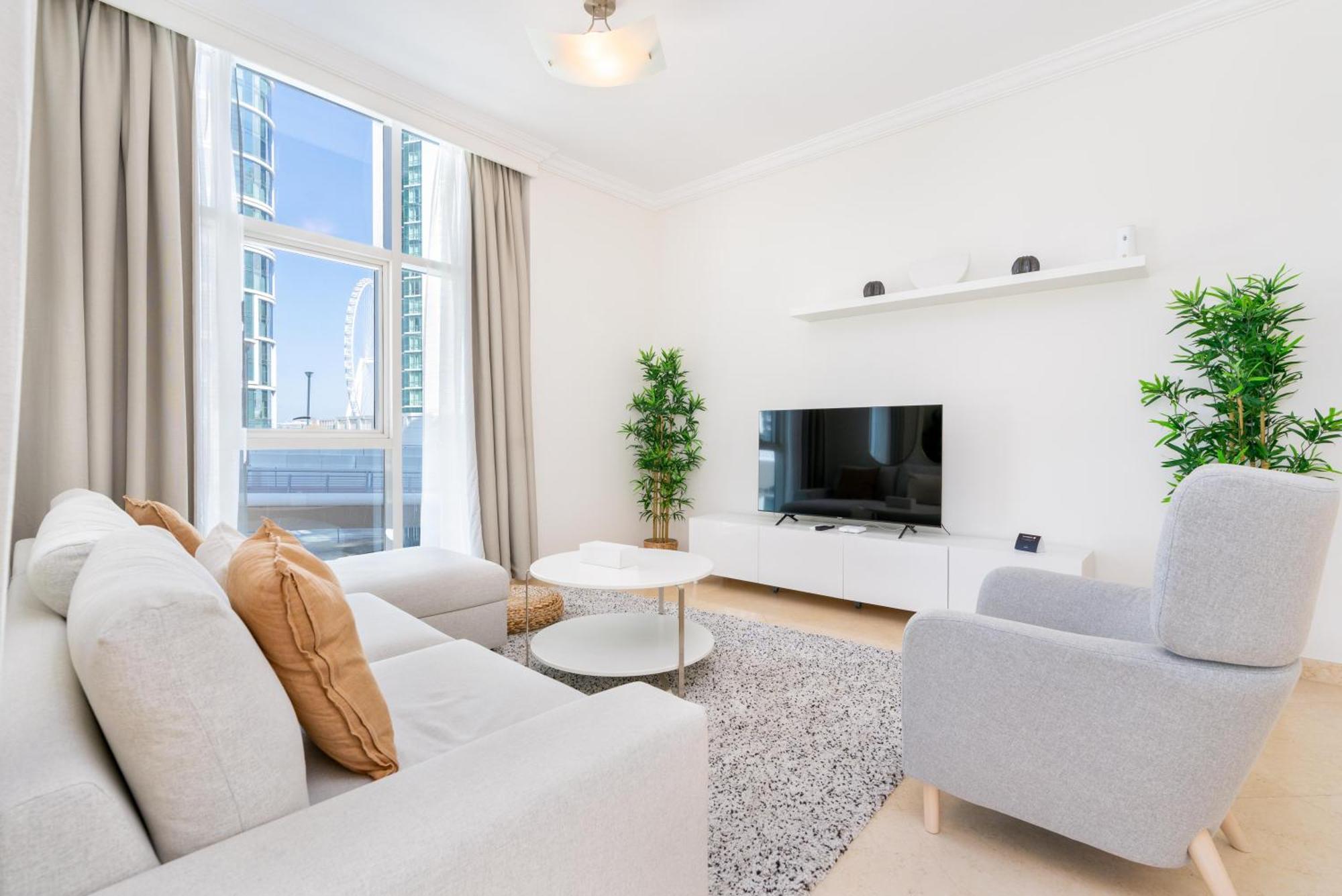 Holiday home Stylish 1-bedroom With Stunning Marina Views At Dorra Bay