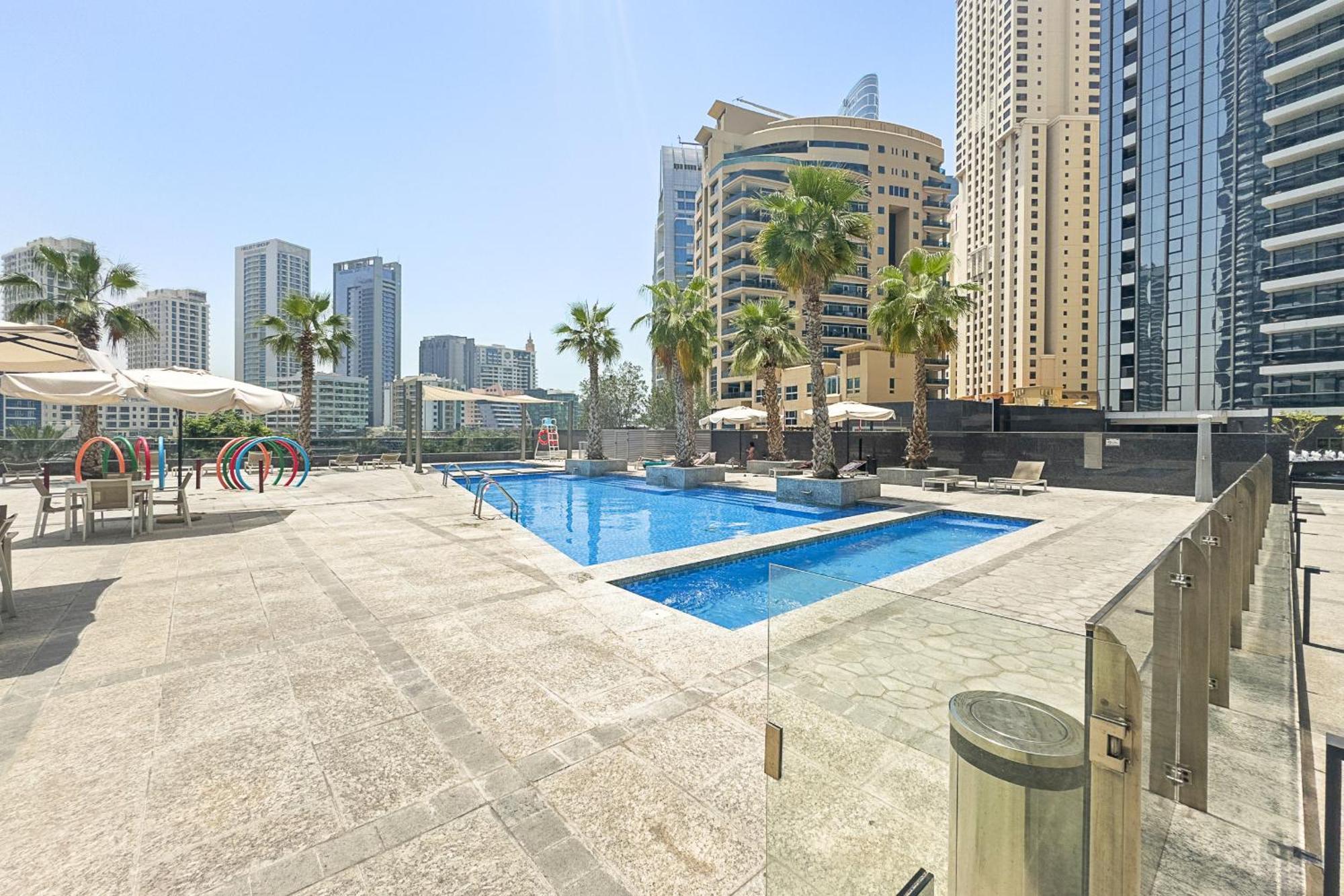 Vayk - Premium 2br In Marina Apartment Dubai