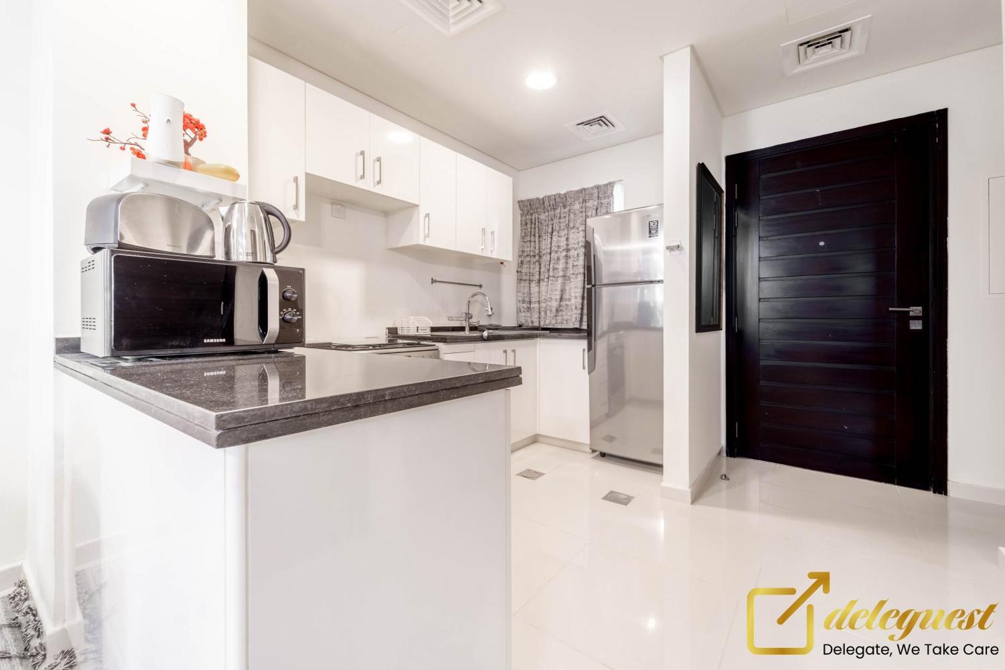 Tranquil 3br Townhouse In Damac Hills2 By Deleguest