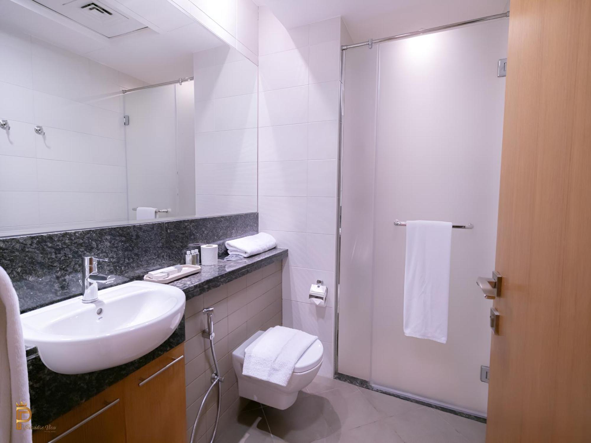 Apartment Paradise View Bay Square Dubai