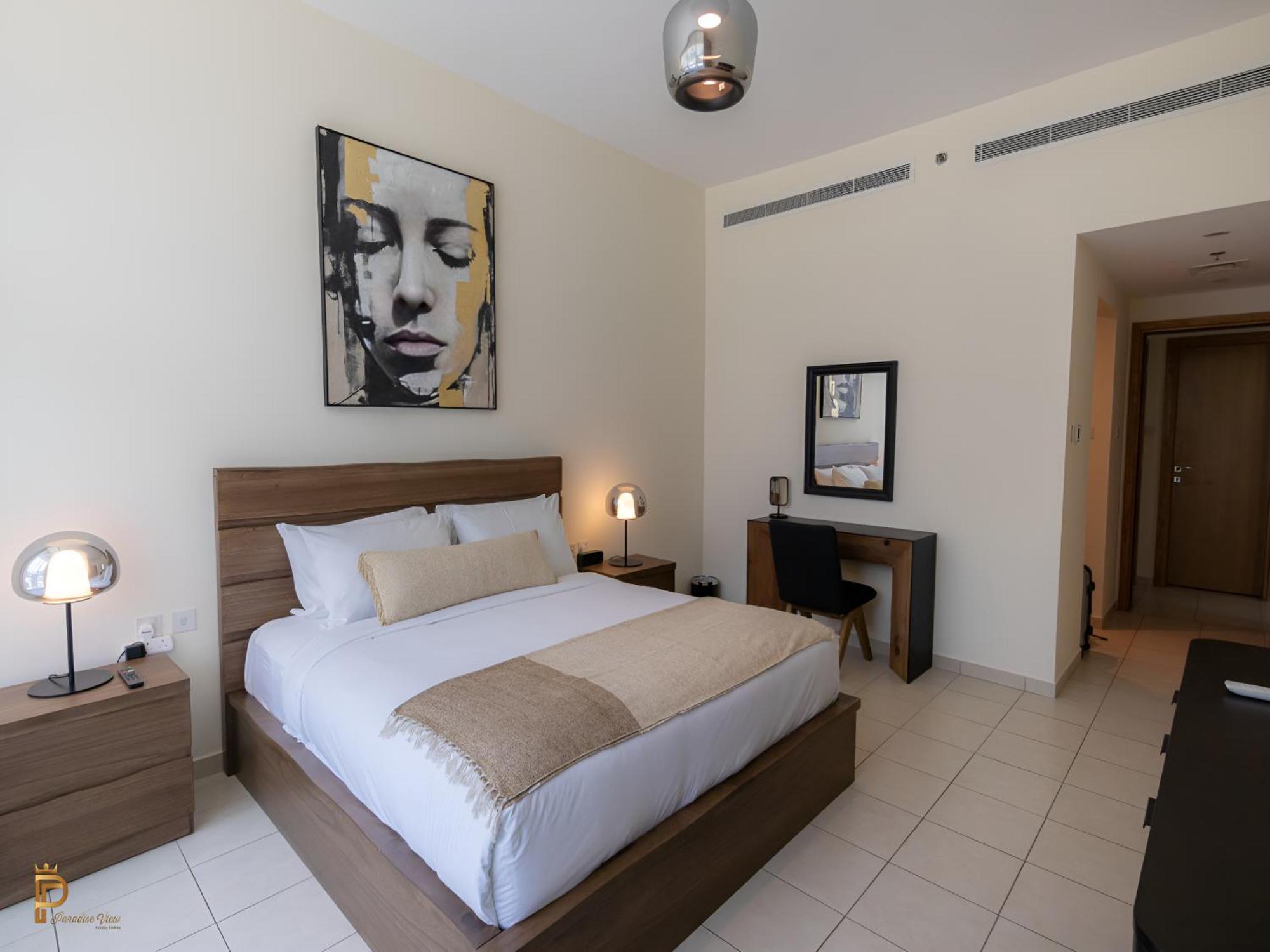 Paradise View Bay Square Apartment