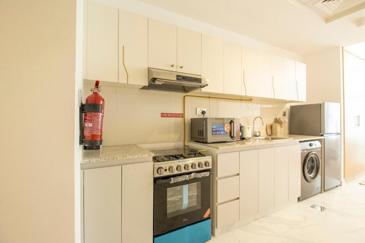 Millenium Binghatti Residences Business Bay- Stylish With Canal View * Dubai