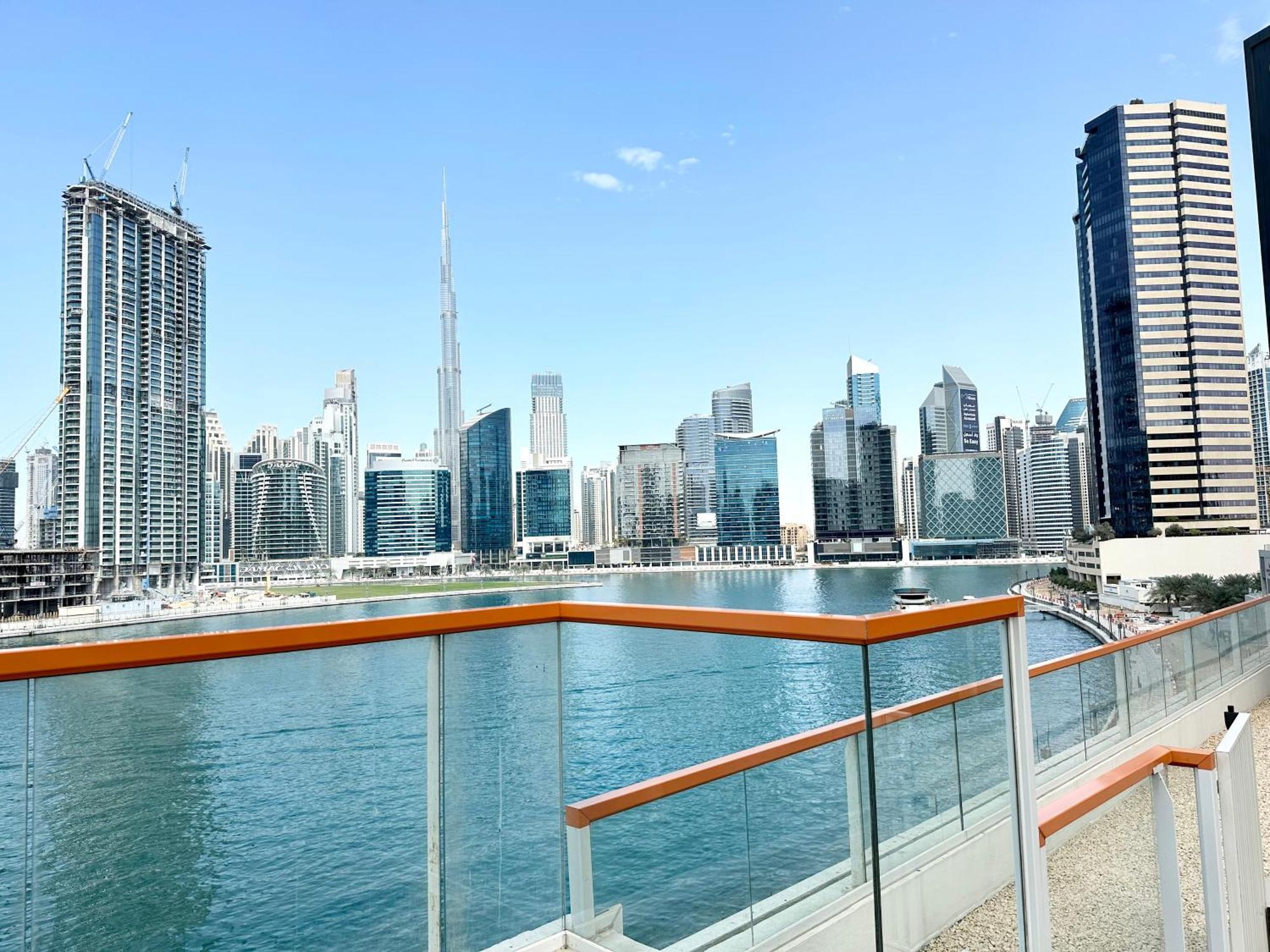 Millenium Binghatti Residences Business Bay- Stylish With Canal View * Dubai