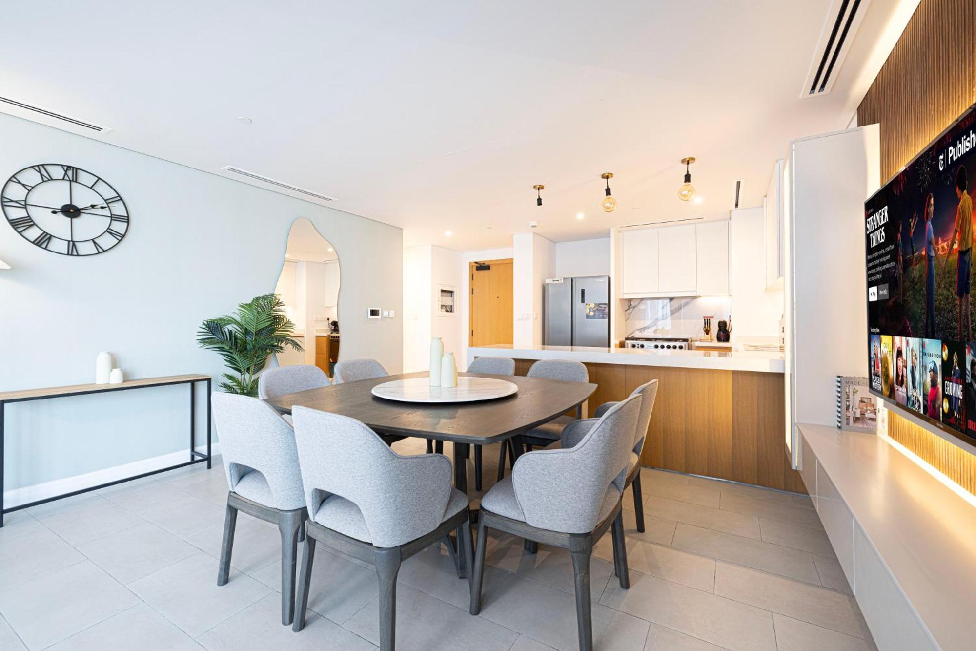 Excellent 2 Bedrooms With Sea View! Private Beach, La Vie In Jbr! *