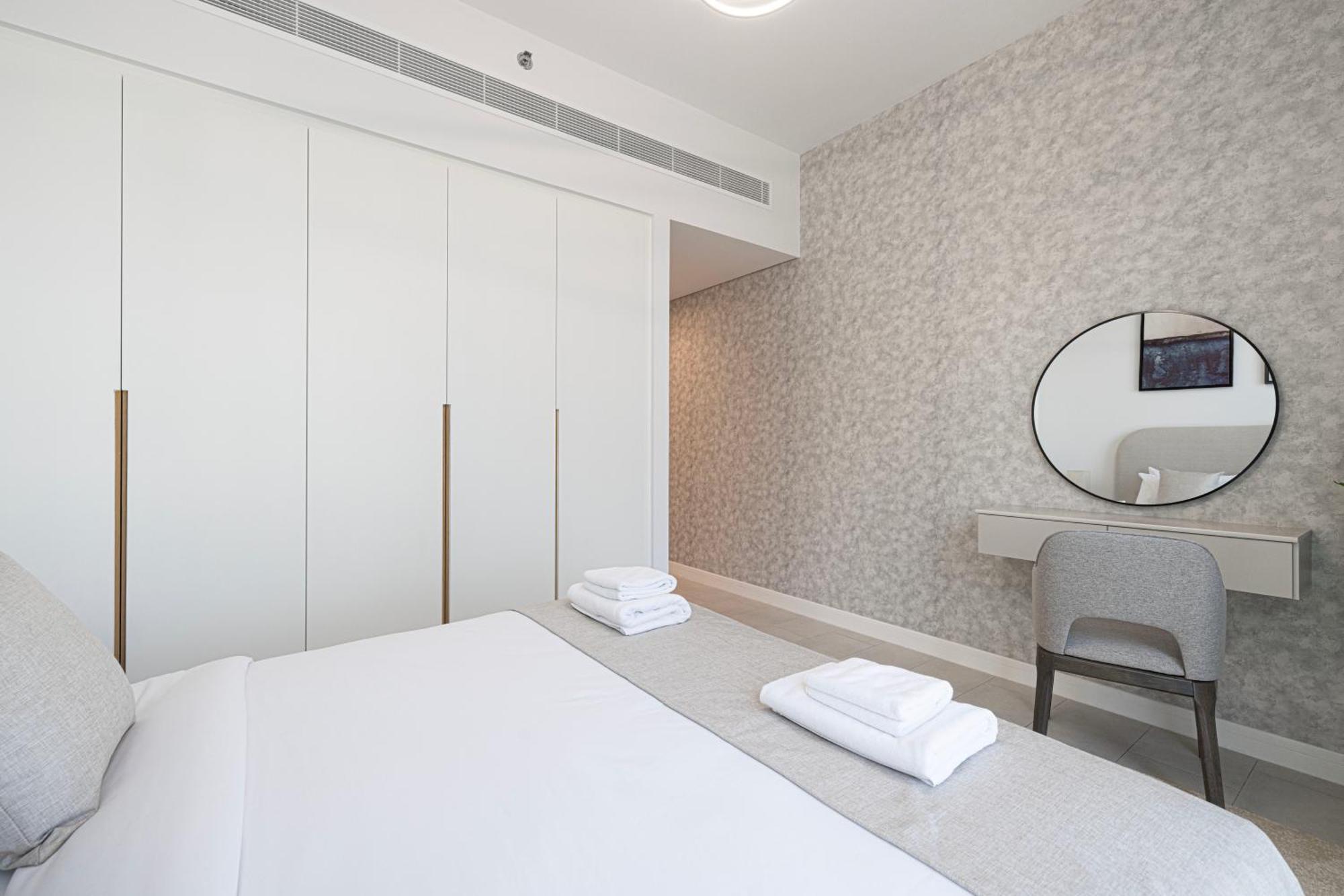 Excellent 2 Bedrooms With Sea View! Private Beach, La Vie In Jbr!
