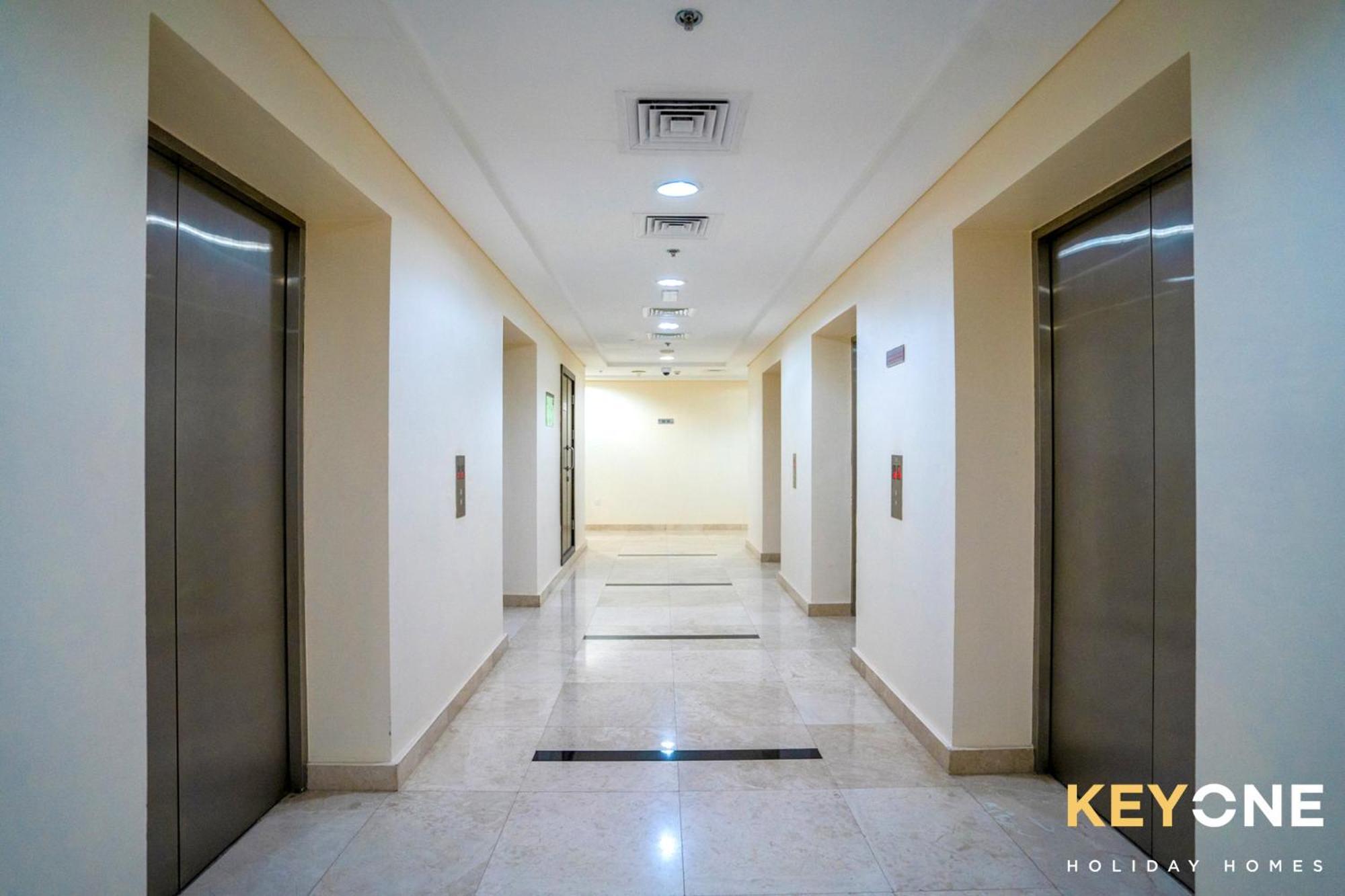 Contemporary One Bedroom 3 Apartment Dubai