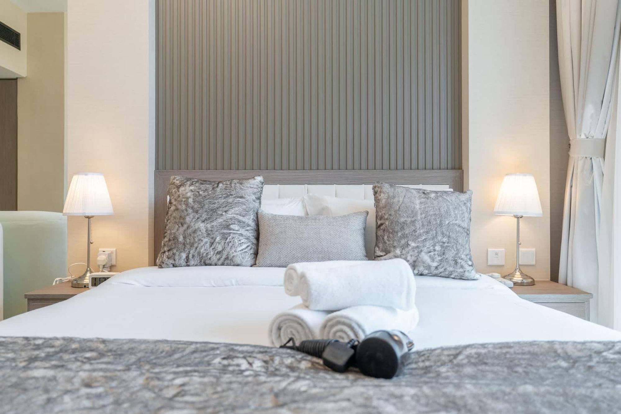 Heart Captivating In Laya Heights Apartment Dubai