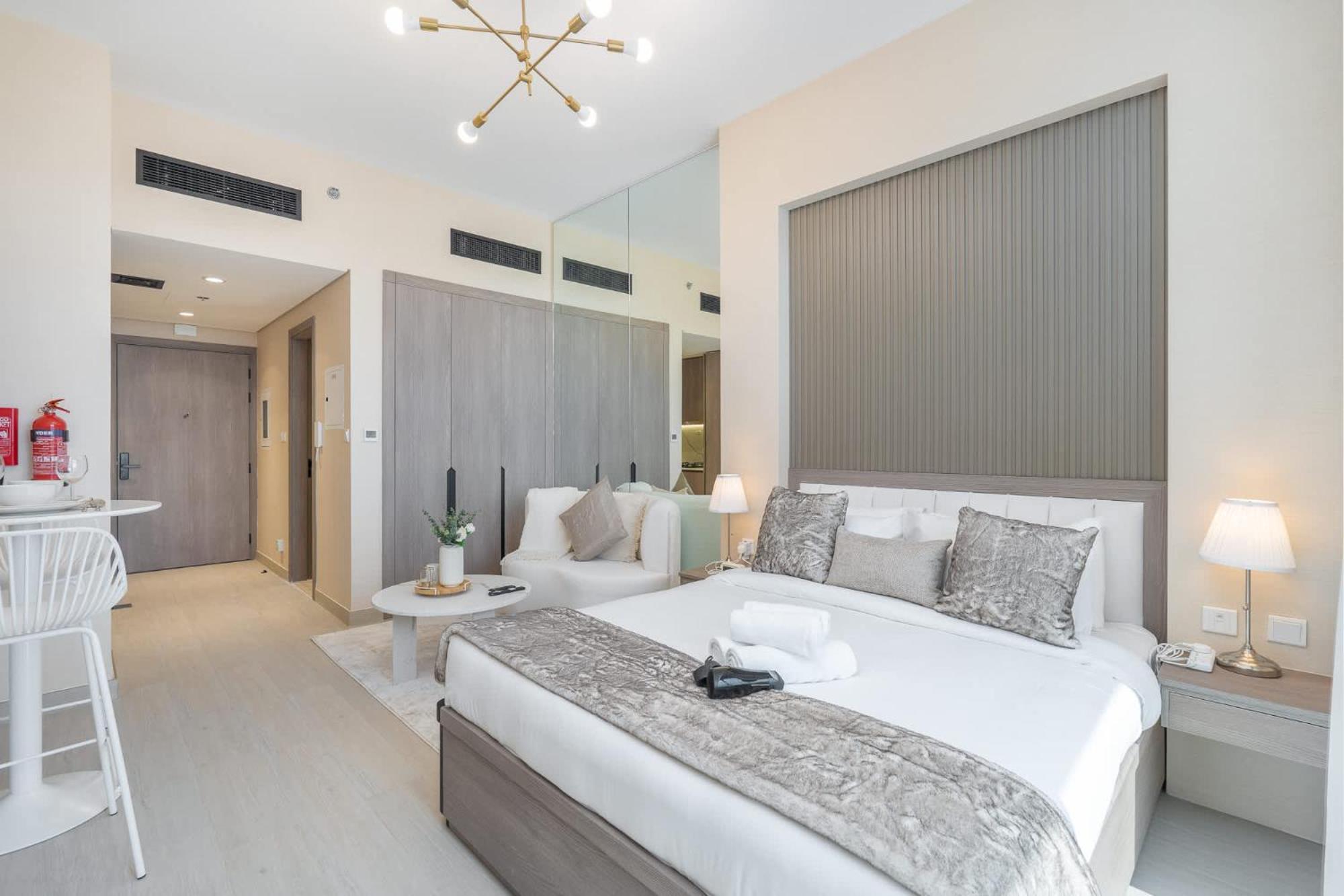 Heart Captivating In Laya Heights Dubai