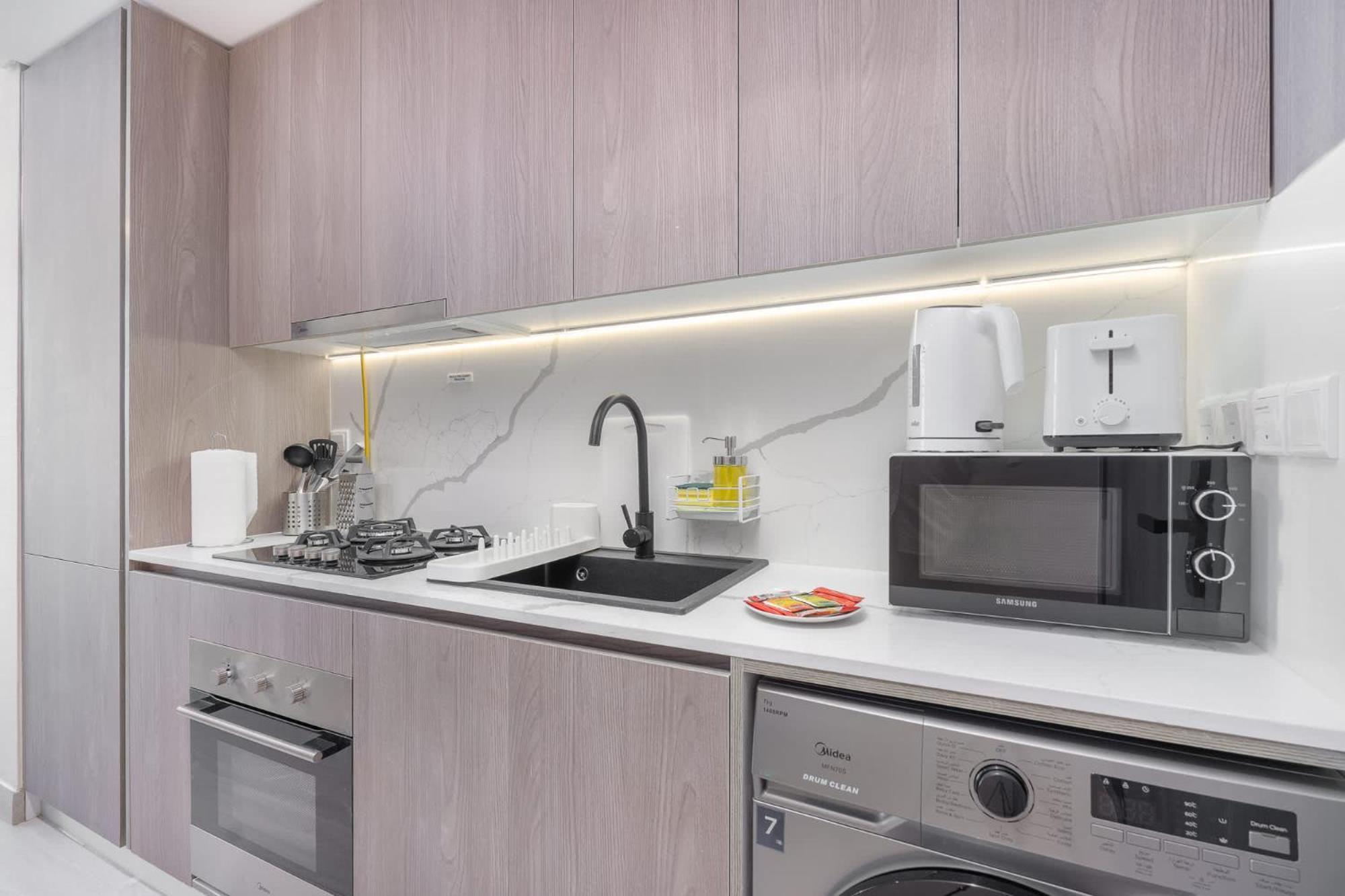 Heart Captivating In Laya Heights Apartment Dubai