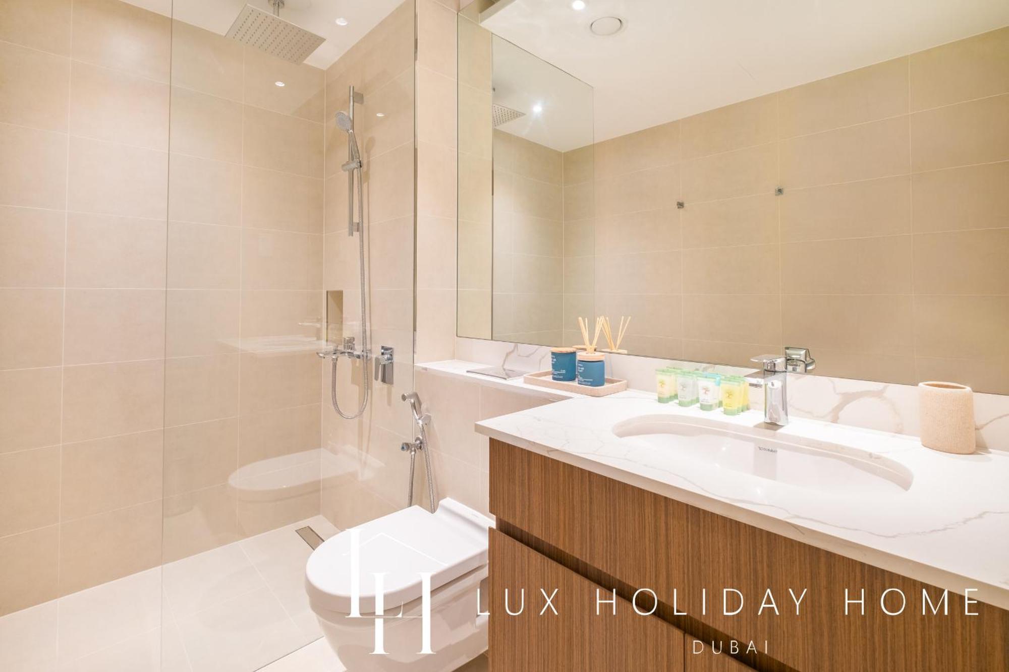 Lux The La Luxury Burj View 3 Apartment Dubai
