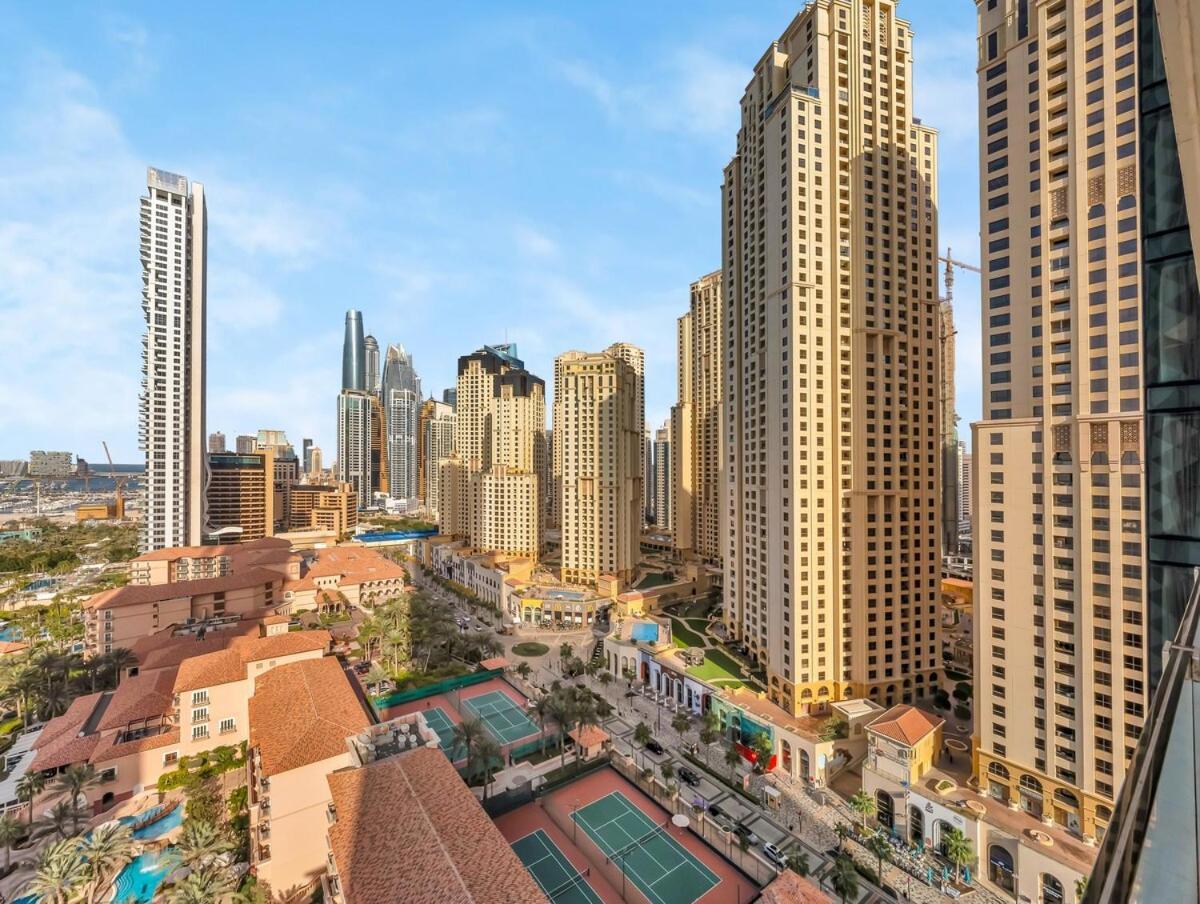 1br Five Luxe - Pool & View - Private Hot Tub - Ventura Dubai