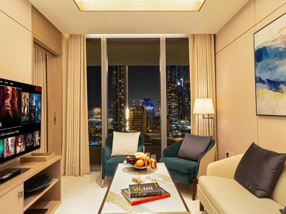 1br Five Luxe - Pool & View - Private Hot Tub - Ventura Dubai