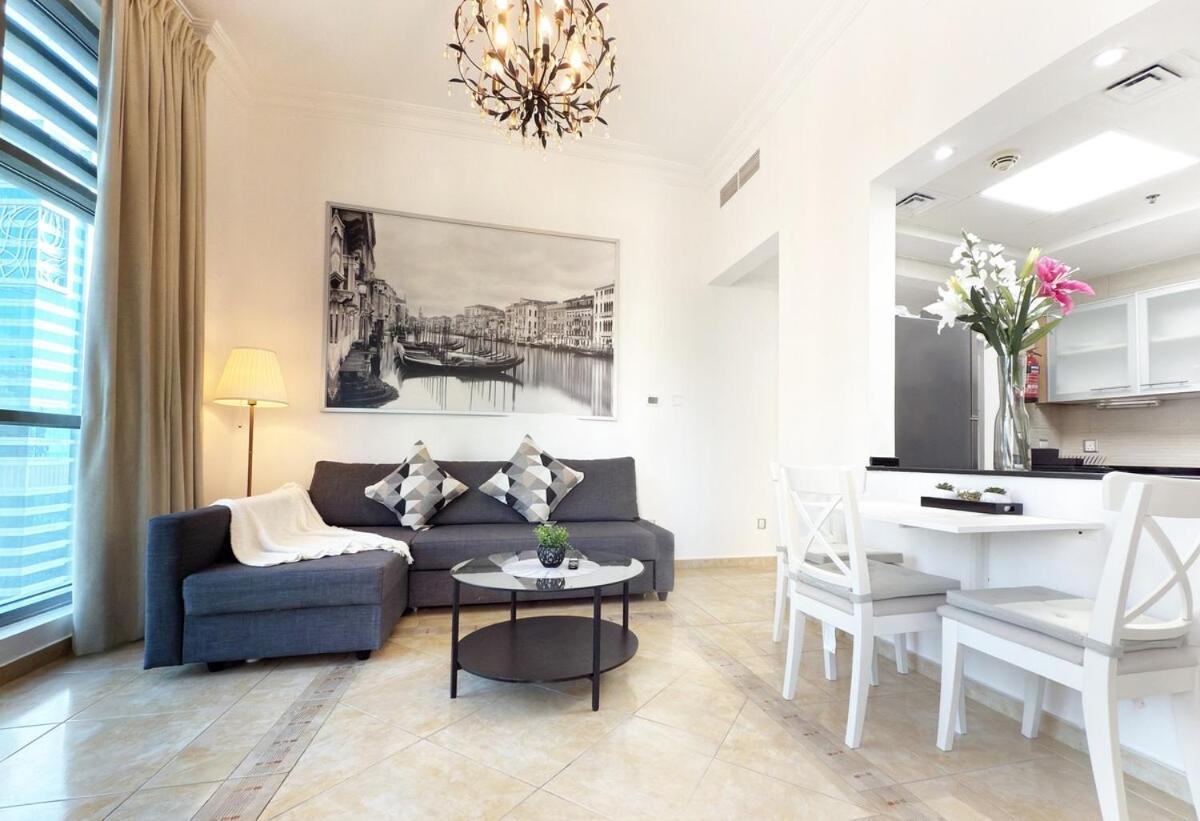 Apartment One Bedroom In Marina Near Z1911