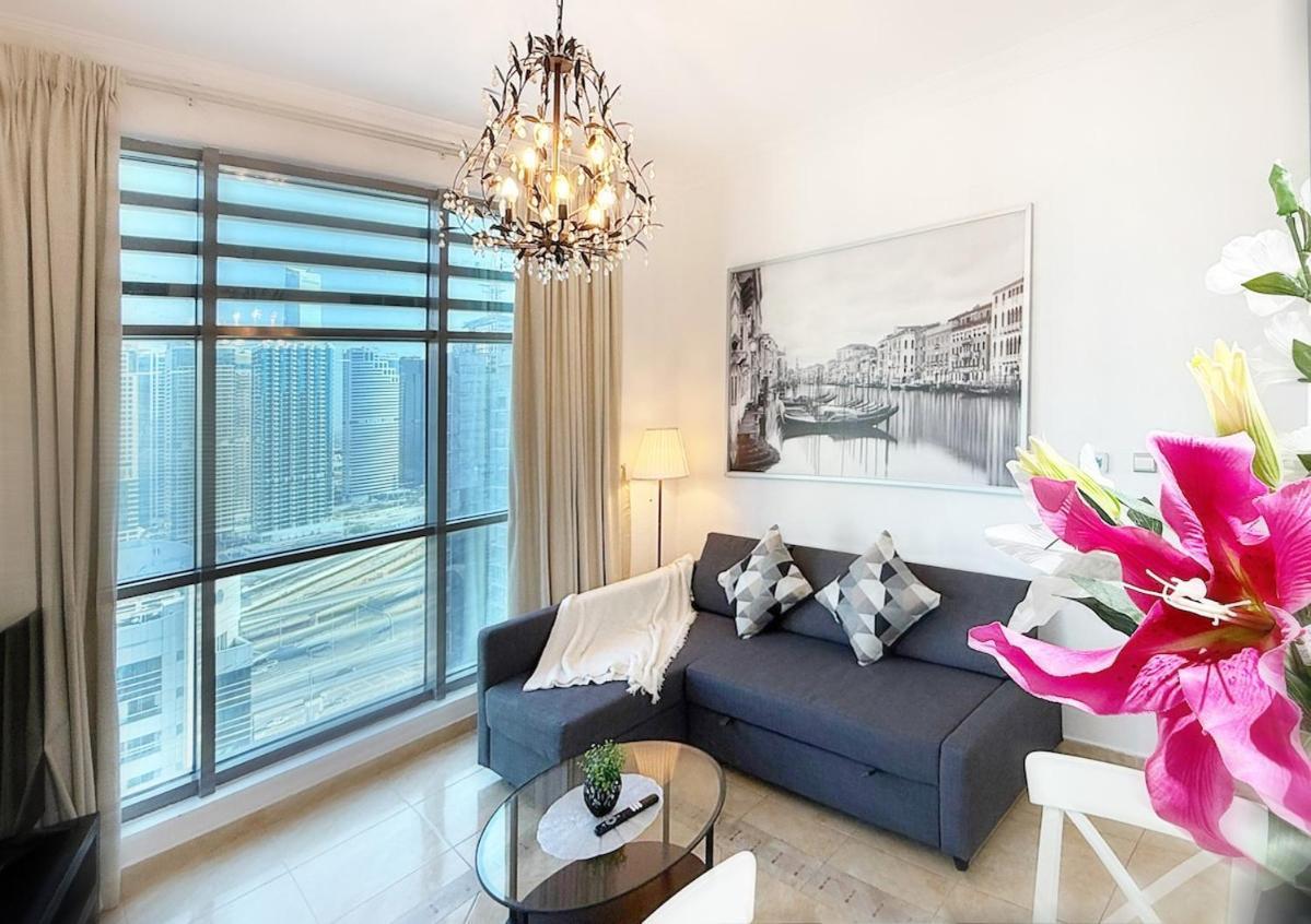 One Bedroom In Marina Near Z1911 *