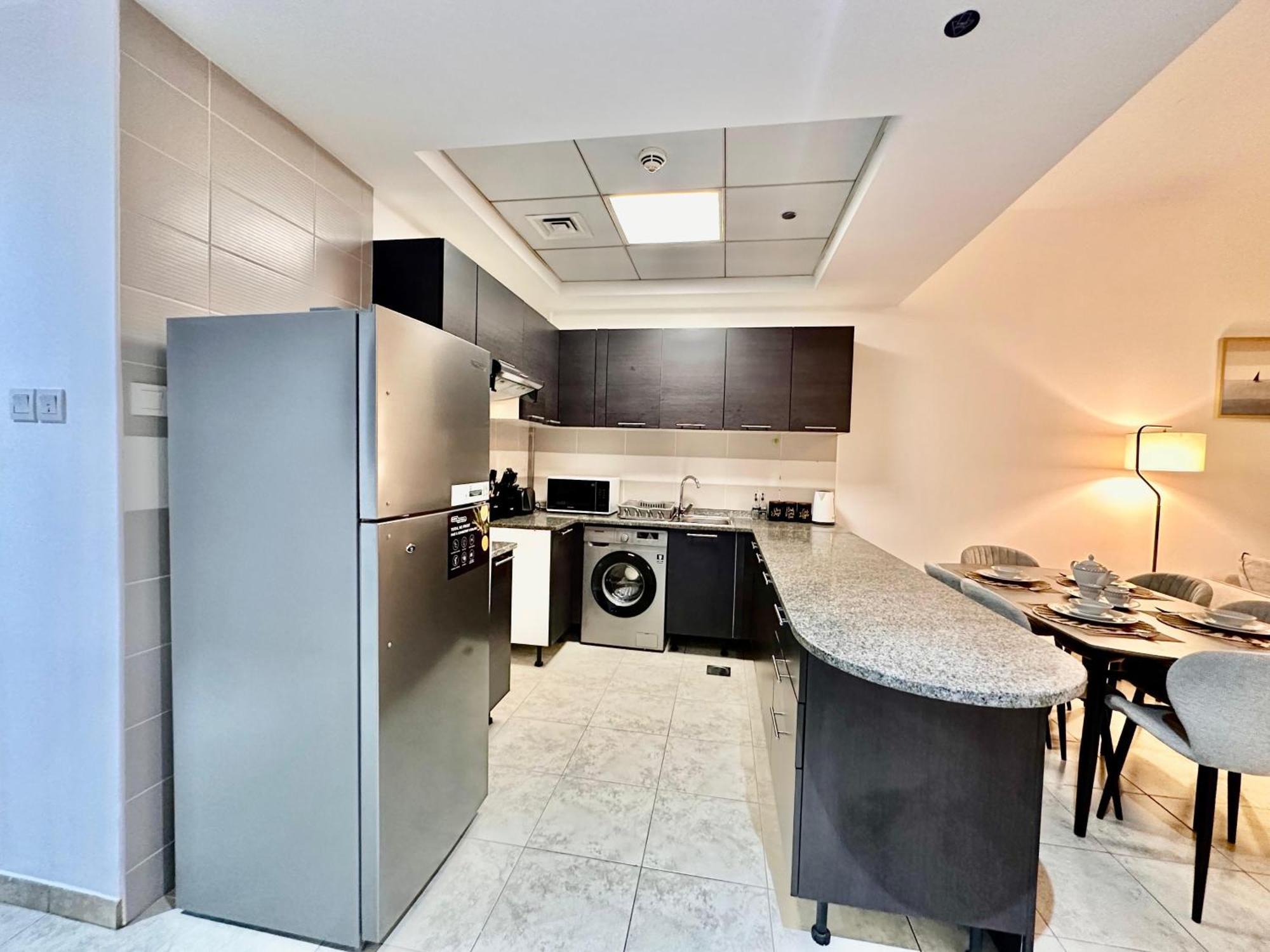 Cozy Family-friendly 2br In Jvt * Dubai