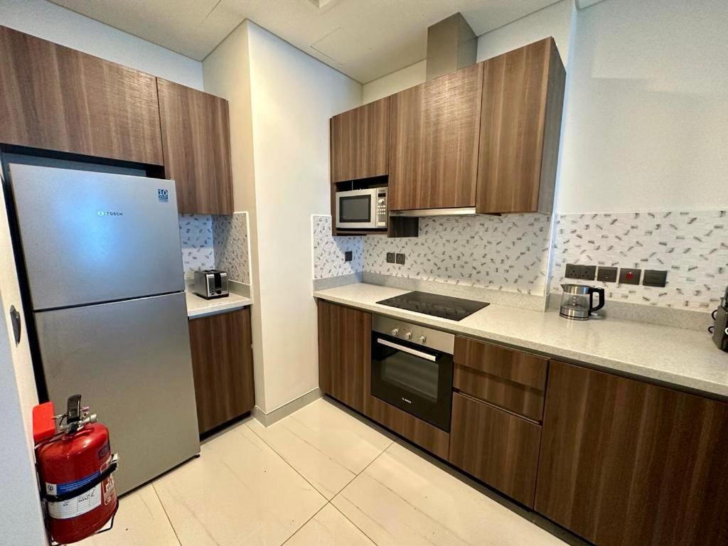 Dvr 1 Bedroom In Awani Palm View Apartment