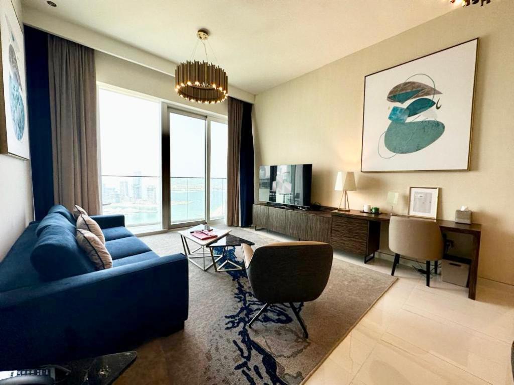 Apartment Dvr 1 Bedroom In Awani Palm View Dubai