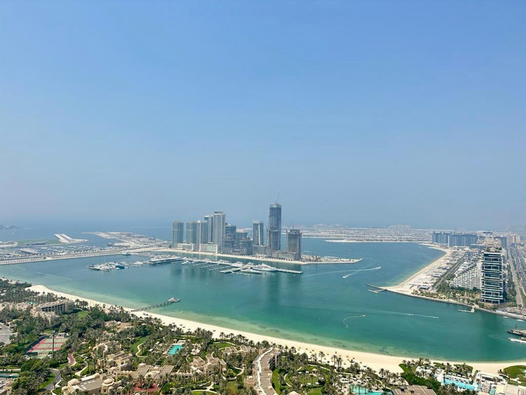 Dvr 1 Bedroom In Awani Palm View Apartment
