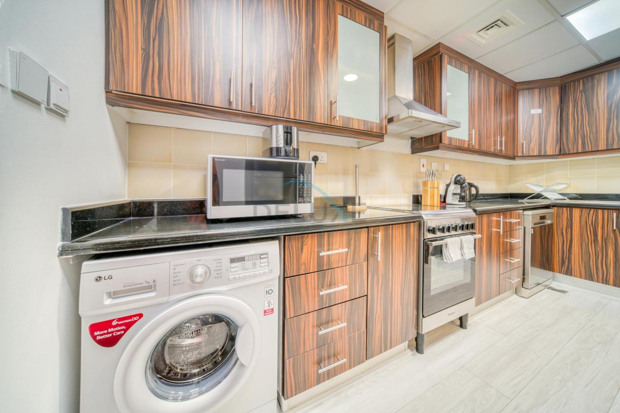 Apartment High Floor 2br With A View Of The Marina Canal Steps Away From The , Shams 1, Jbr By Deluxe Homes